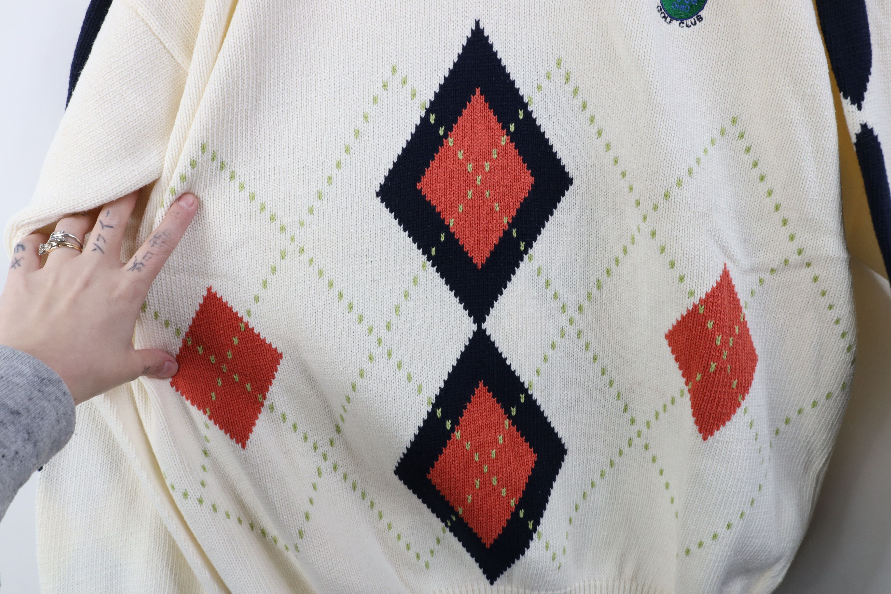 Vintage Vintage 90s Intarsia Argyle Hillcrest Golf Club Knit Sweater Size US L / EU 52-54 / 3 - 7 Thumbnail