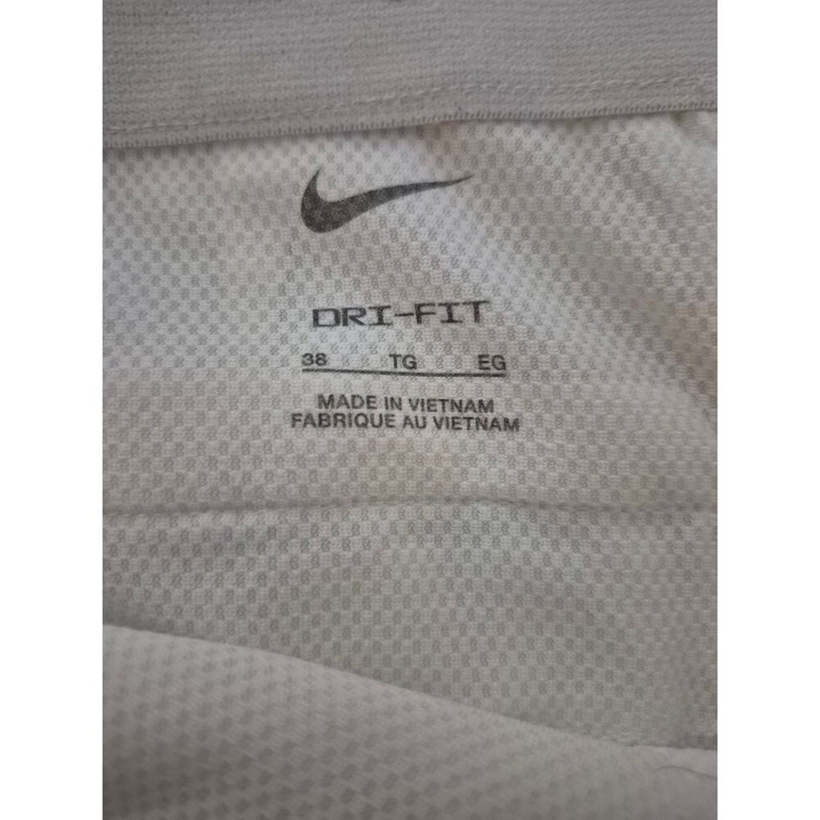 Nike Nike Golf Shorts, Size 38 Size US 38 / EU 54 - 4 Thumbnail