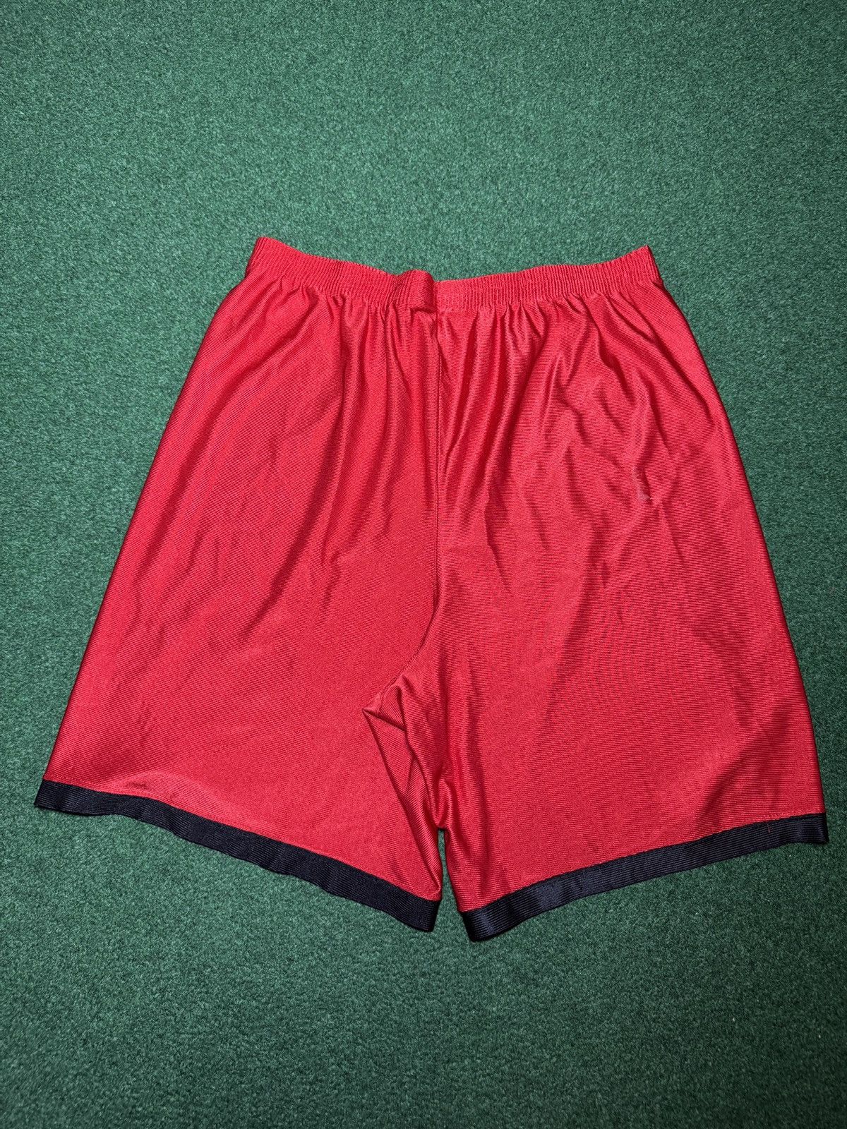 Logo 7 Chicago Bulls 90s Logo 7 Gym Basketball Shorts 33 Red NBA Size US 33 - 4 Thumbnail
