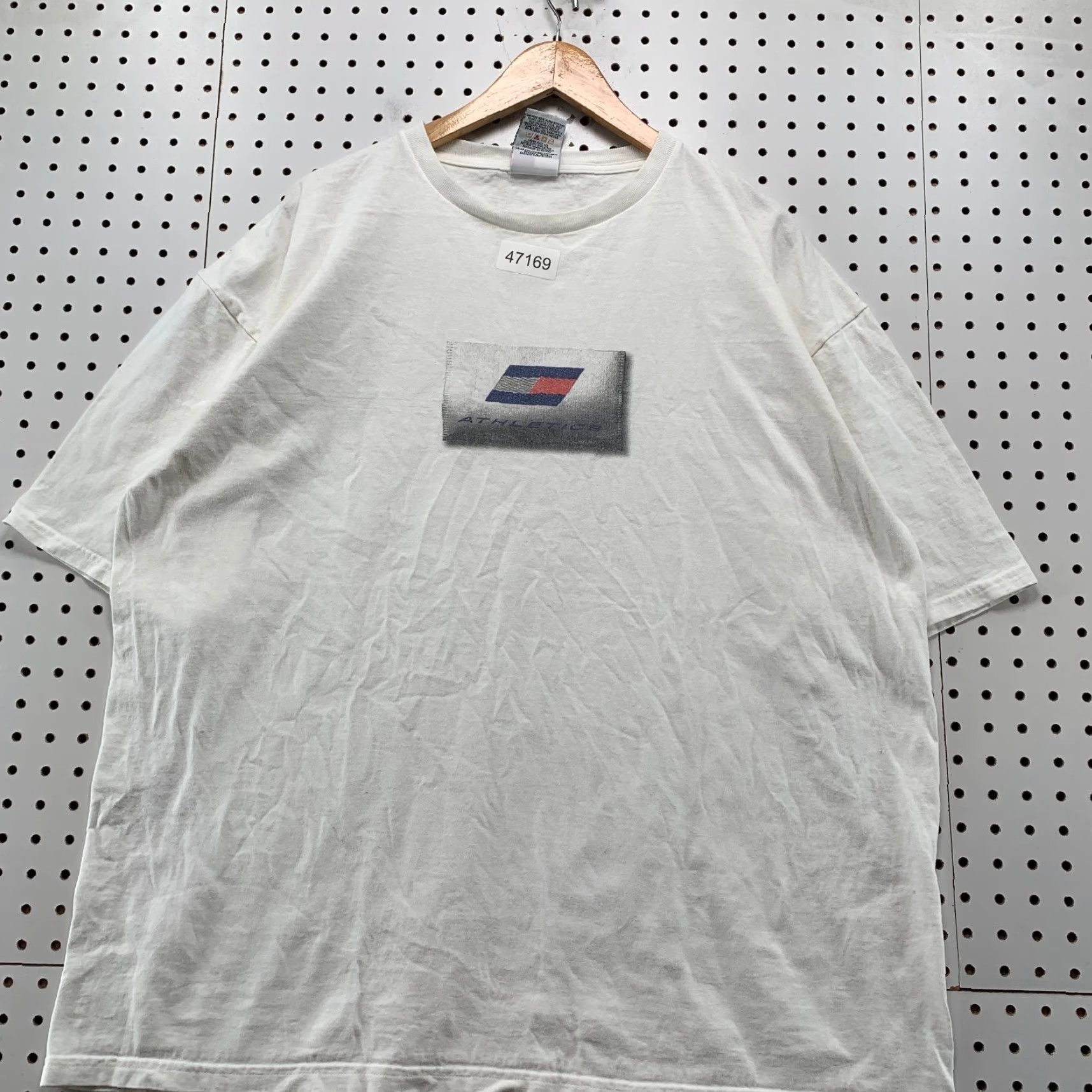 Tommy Hilfiger VINTAGE Tommy Hilfiger T Shirt Mens 2XL White Tommy Flag Graphic Y2K Tommy Hilfiger Tommy Jeans Shirt Mens 2XL White Graphic Print Size US XXL / EU 58 / 5 - 3 Thumbnail