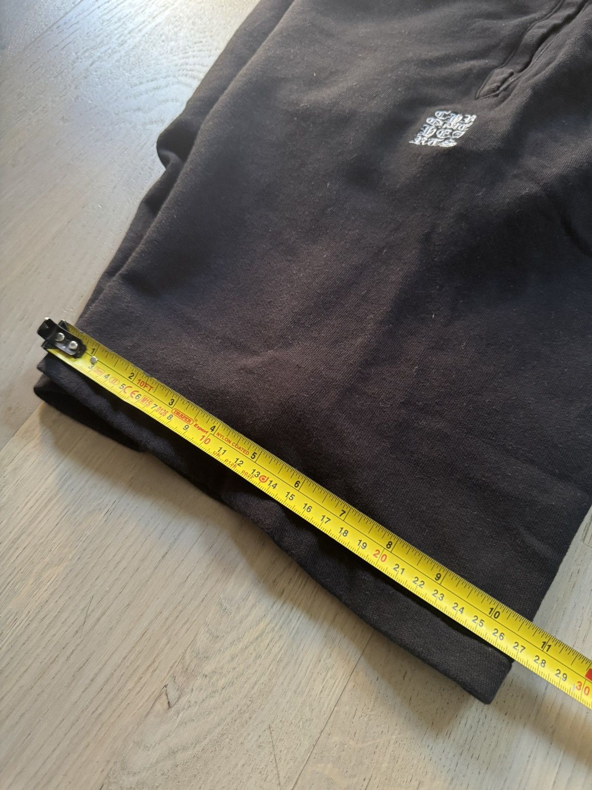Chrome Hearts CHROME HEART shorts study real TAPE MEASUREMENTS IN PHOTOS Size US 32 / EU 48 - 8 Thumbnail