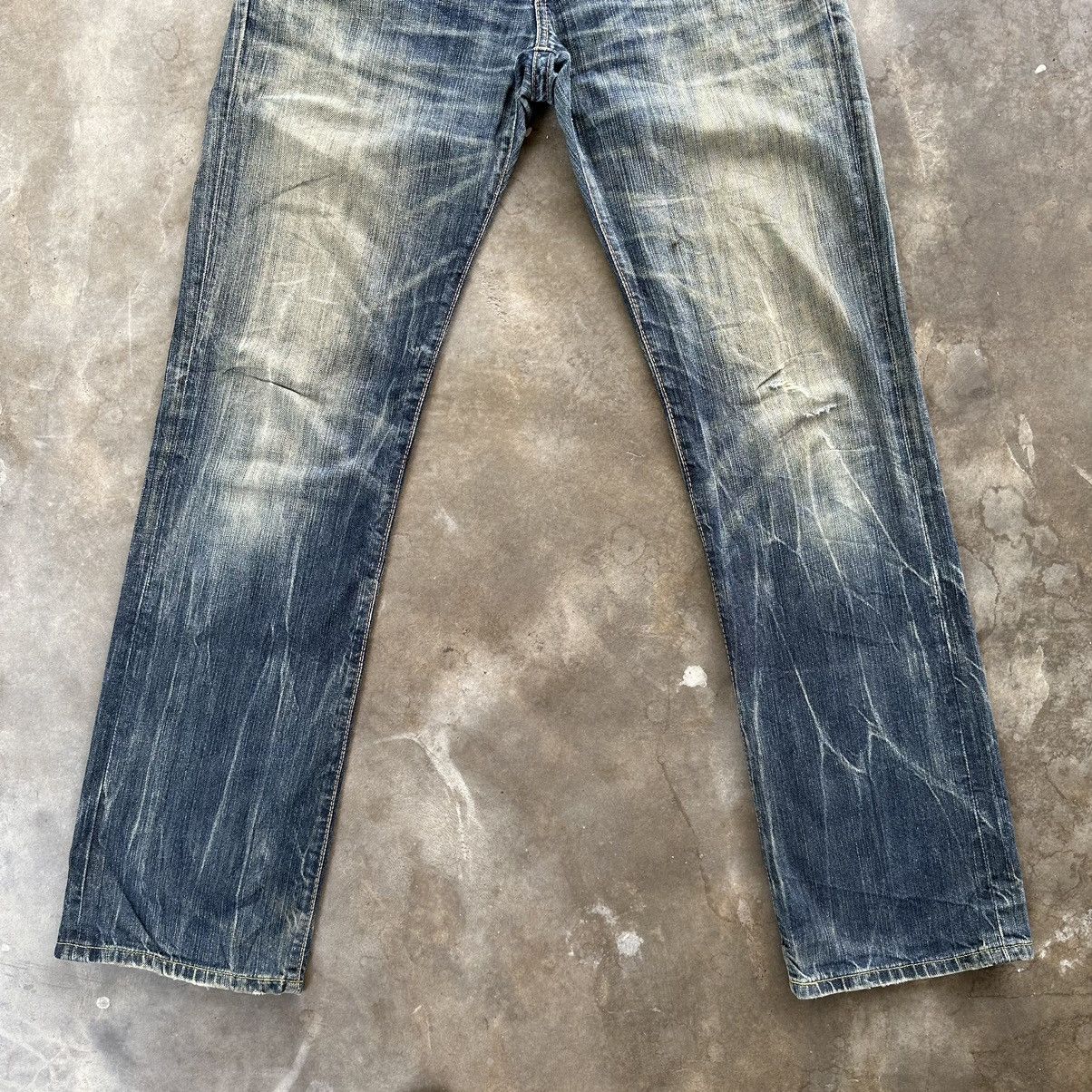 Japanese Brand Vintage Edwin Distressed Faded Rusty Flare Denim Jean Pant Size US 30 / EU 46 - 2 Thumbnail
