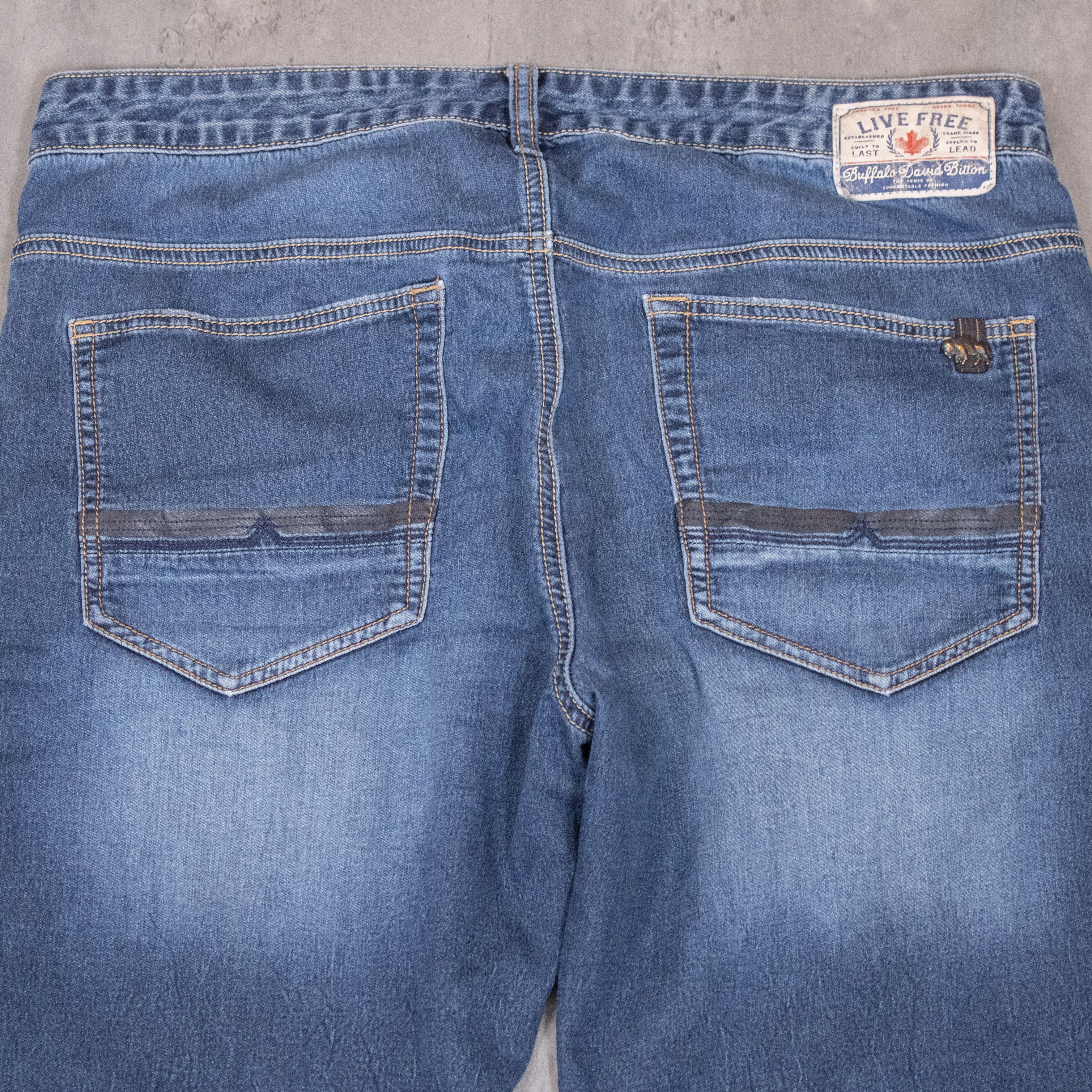 Vintage Y2K 2000's Live Free Midwash Baggy Jort Jean Shorts Size US 36 / EU 52 - 16 Thumbnail