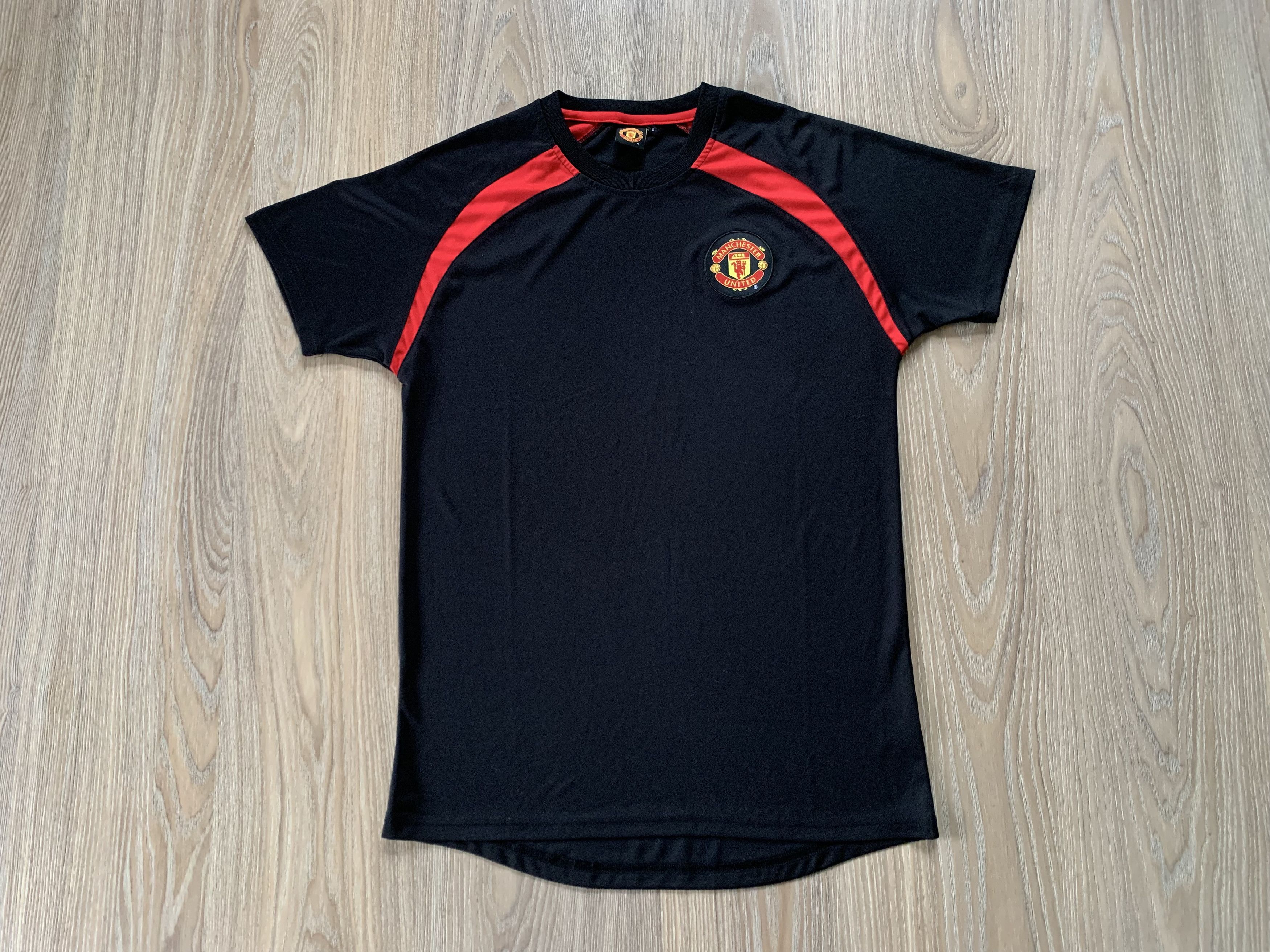 Other Manchester United Black Sport Training T Shirt Size US S / EU 44-46 / 1 - 2 Thumbnail