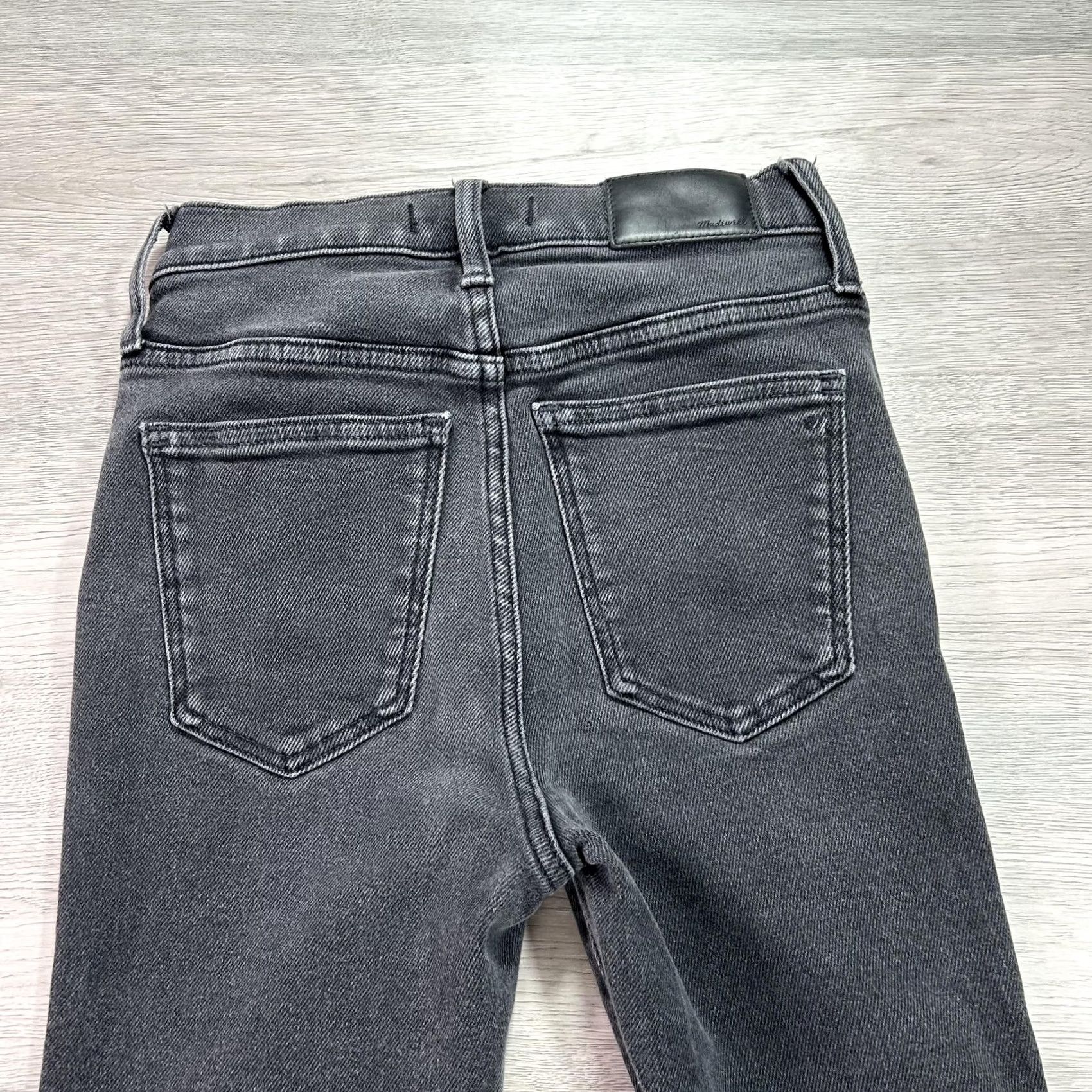 Madewell Madewell Jeans Womens 25 Petite Black 10" High Rise Skinny Stretch Denim Pants Shirt? Size 42" / US 20 - 4 Thumbnail