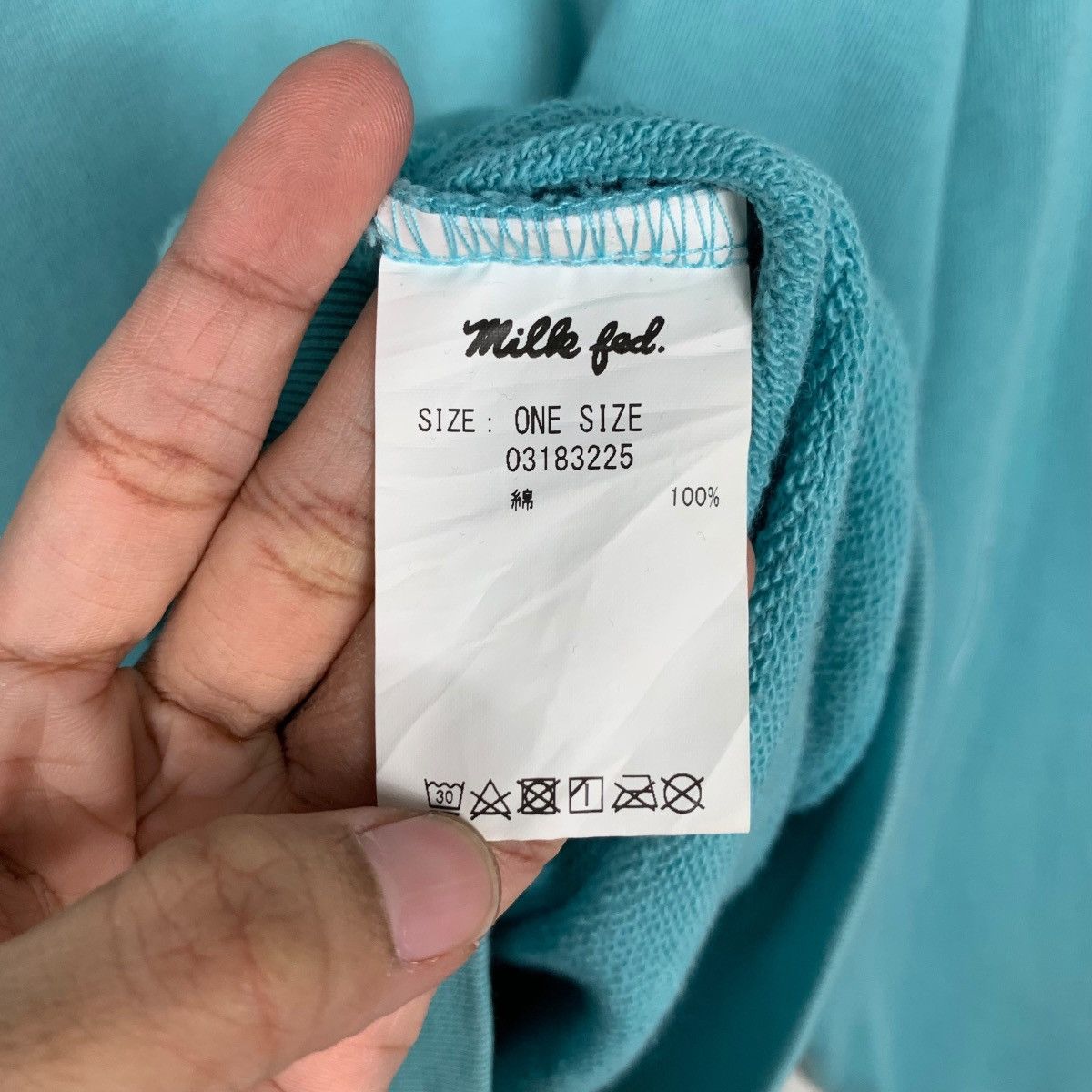 Japanese Brand MILKFED Embroidery Small Center Logo Hoodies #1927-C84 Size ONE SIZE - 15 Thumbnail