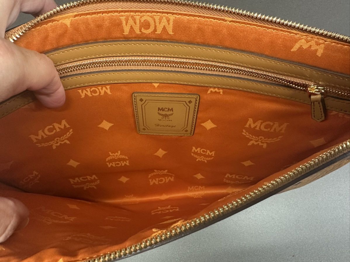 MCM MCM Visetos Large Zip Pouch Cognac Size ONE SIZE - 11 Thumbnail