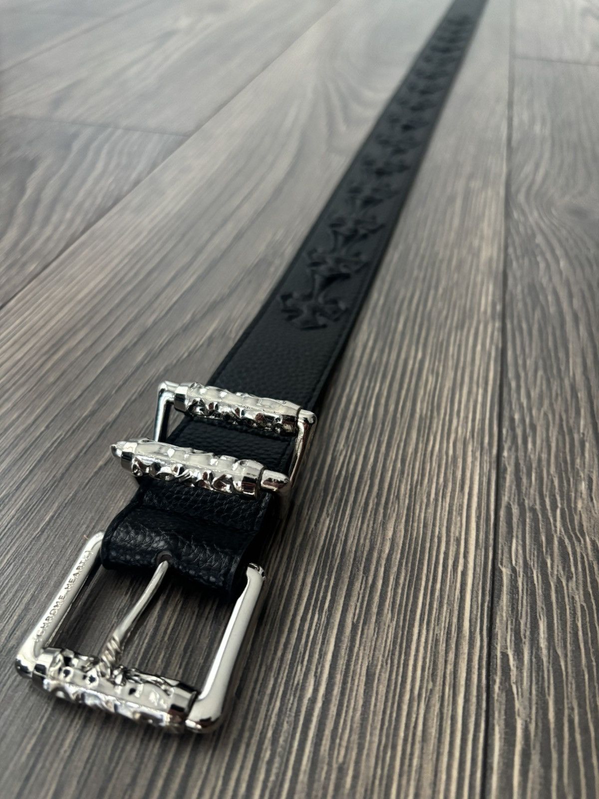 Other Nice black belt with beautiful crosses on it Size 34 - 4 Thumbnail