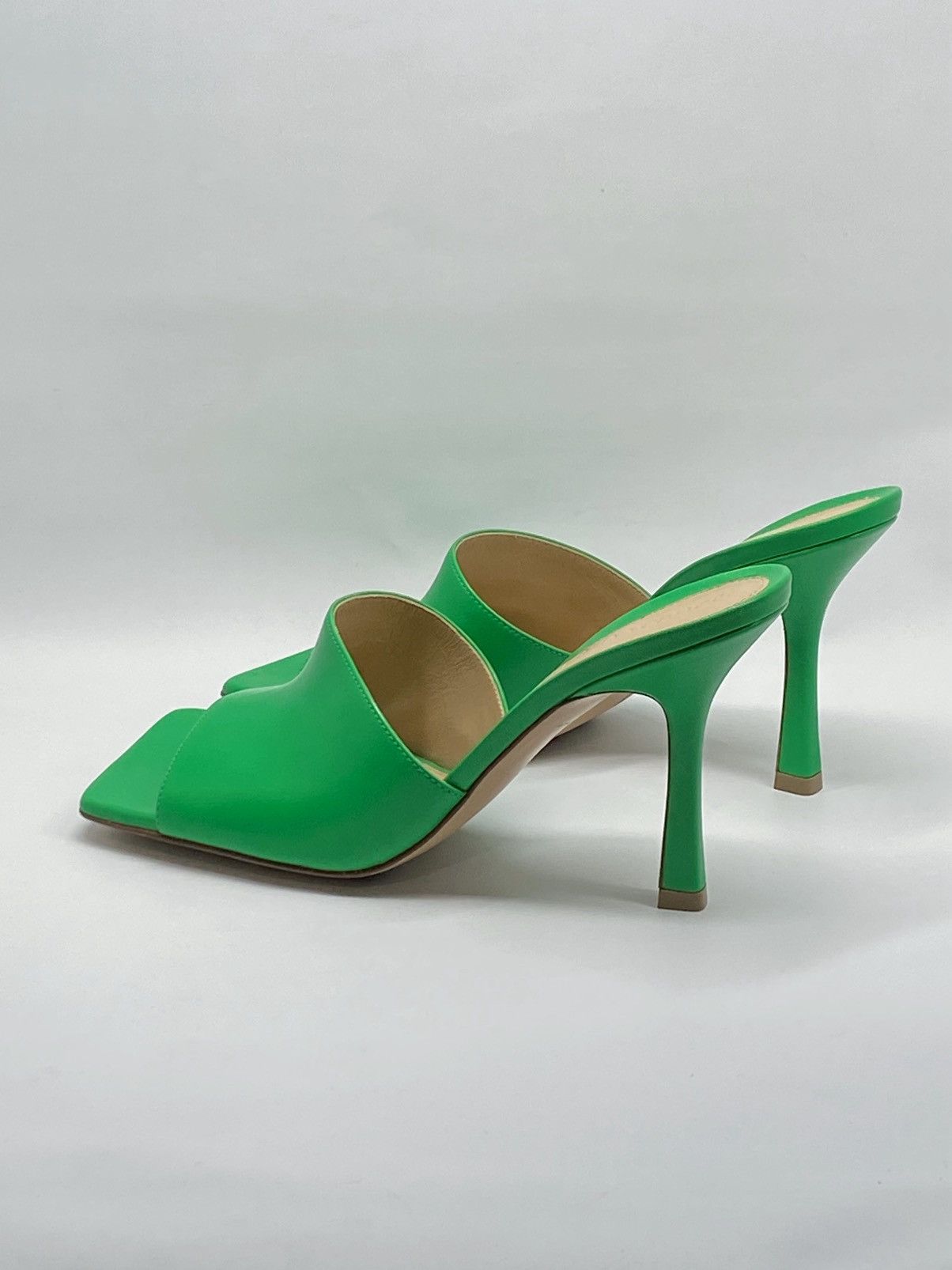 Bottega Veneta Bottega Veneta Stretch Leather Mules size 37.5 Size US 7.5 / IT 37.5 - 9 Thumbnail
