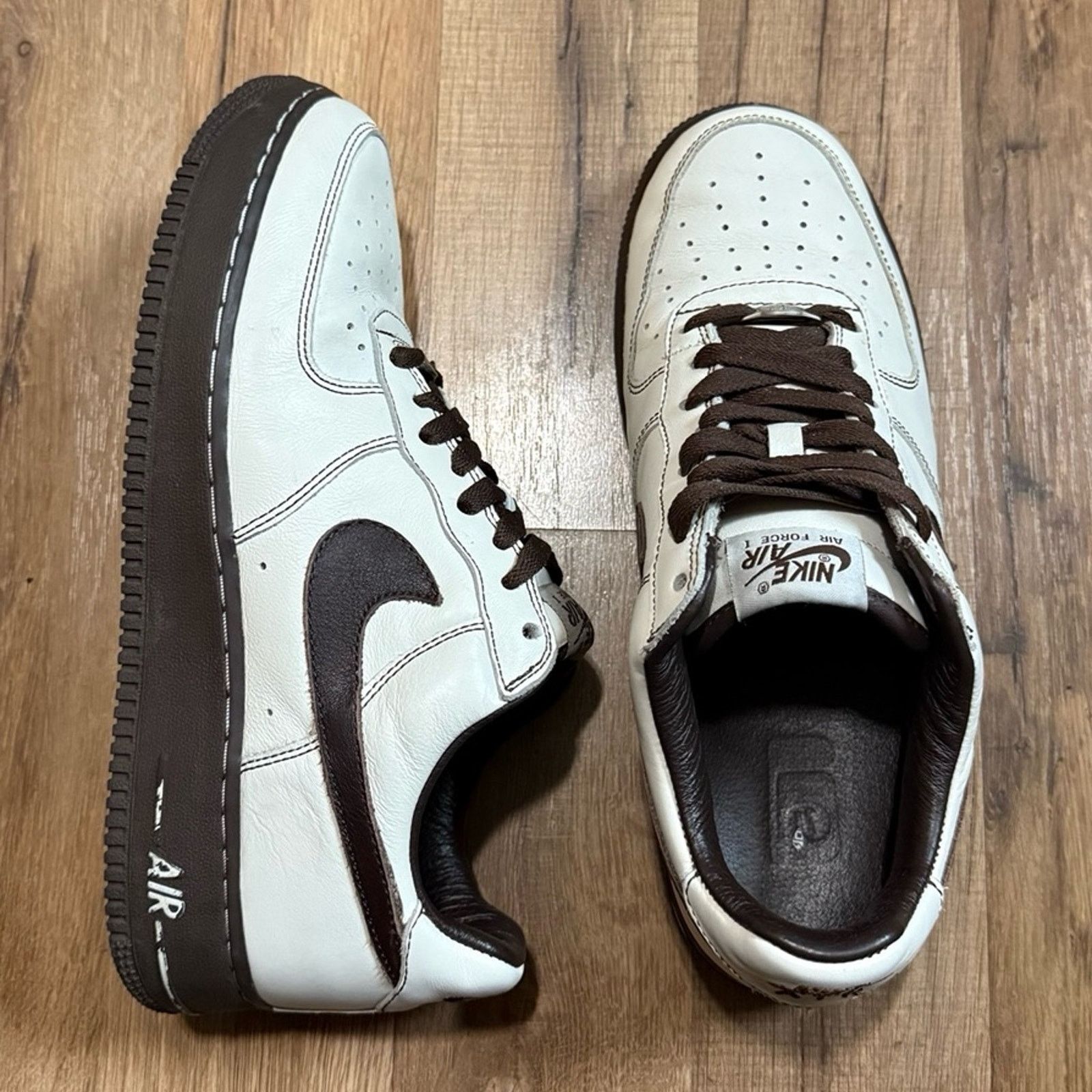 Nike 2004 Nike Air Force 1 Premium Sail Baroque Brown Size US 9.5 / EU 42-43 - 1 Thumbnail
