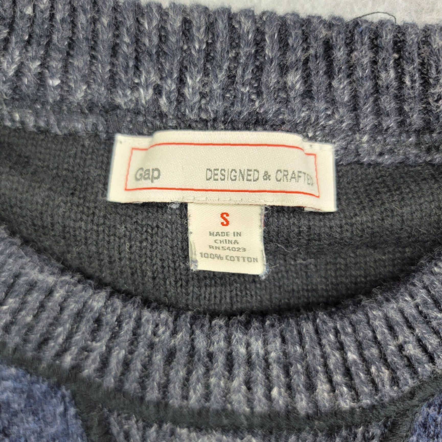 Gap GAP Women Small Long Sleeve Crew Pullover Sweater Knit Designed & Crafted Blue Cotton Pullover Shirt Womens Size S / US 4 / IT 40 - 2 Thumbnail