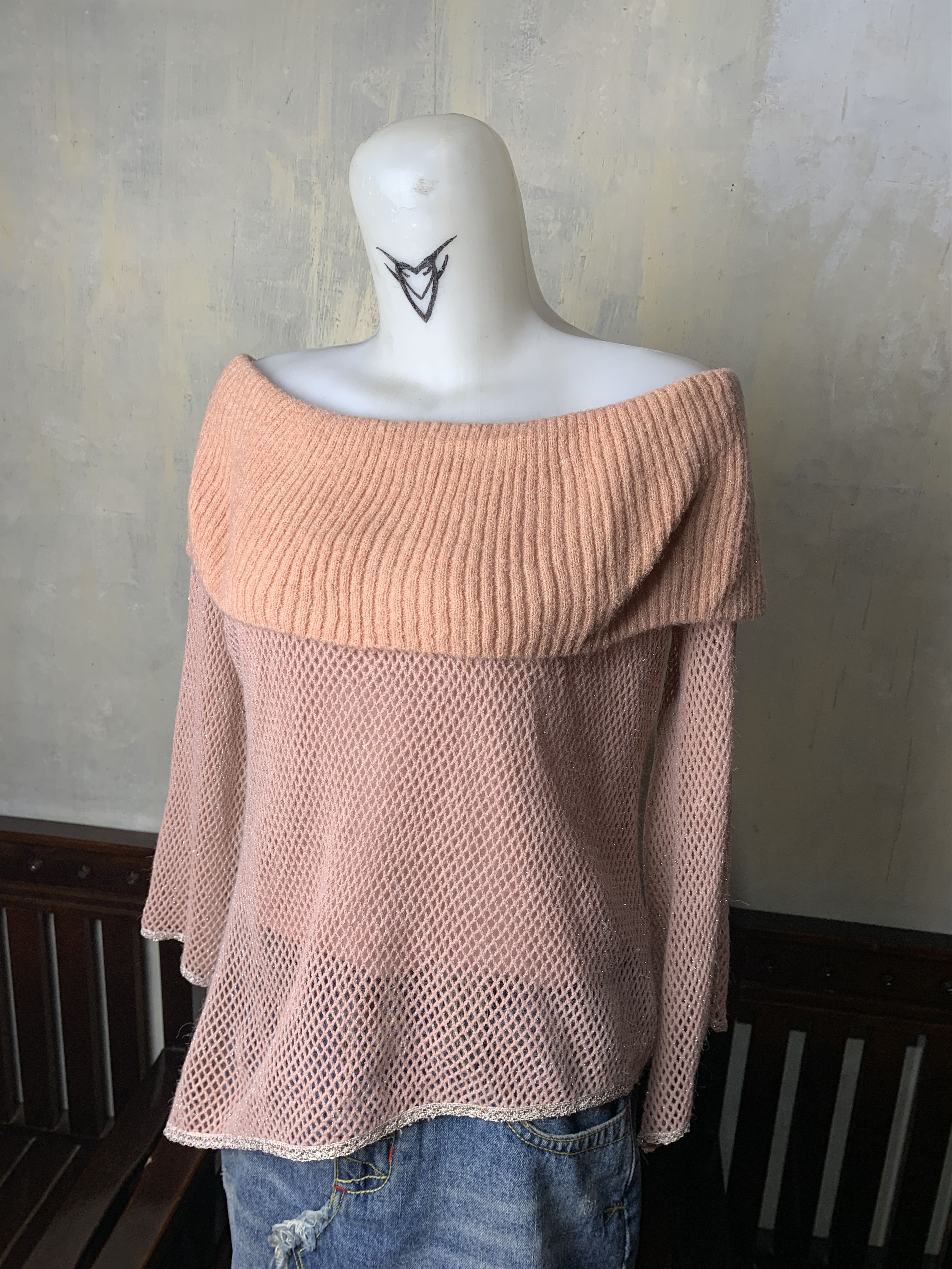 Japanese Brand Tom & Luciana Off Shoulders Asymmetrical Knitted Top (M) Size M / US 6-8 / IT 42-44 - 2 Thumbnail