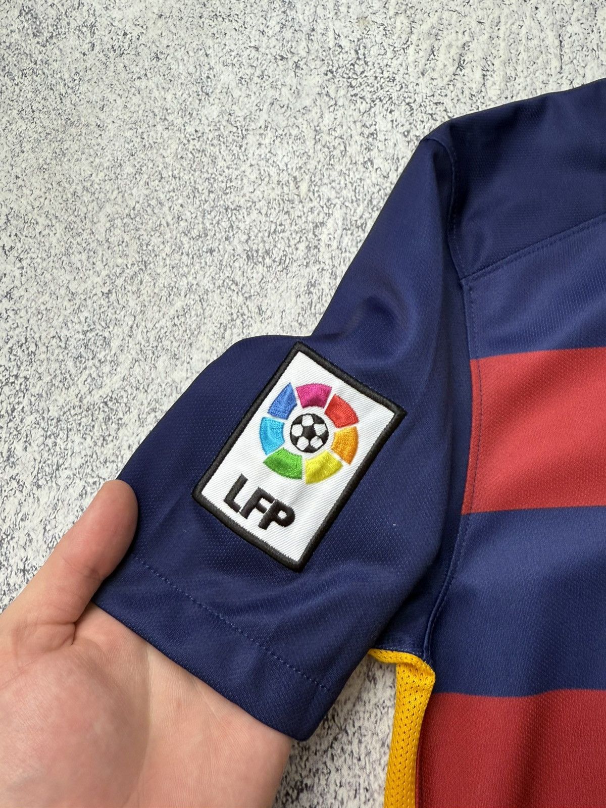FC BARCELONA SPAIN 2016 HOME FOOTBALL SHIRT JERSEY #10 Messi