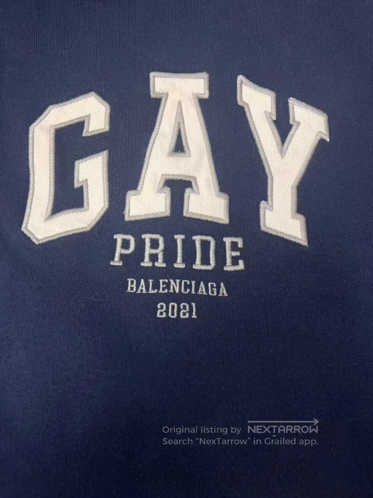 Balenciaga balenciaga navy blue crewneck sweatshirt for men. Size US S / EU 44-46 / 1 - 3 Thumbnail