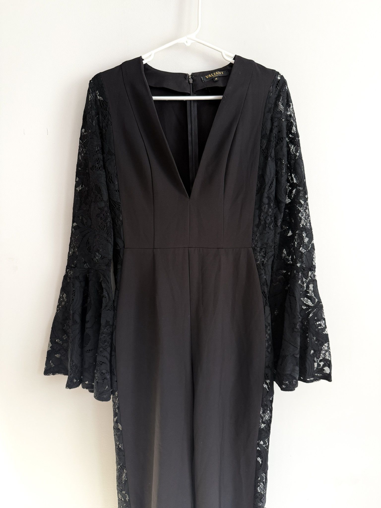 Other Lace Bell Sleeve Jumpsuit Size 28" / US 6 / IT 42 - 1 Thumbnail