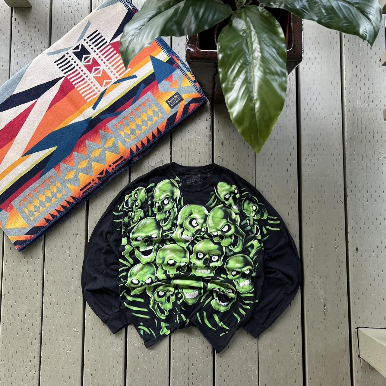 Liquid Blue × Vintage Y2K 2001 Liquid Blue Green Skull Pile Shirt Longsleeve Size US M / EU 48-50 / 2 - 4 Thumbnail