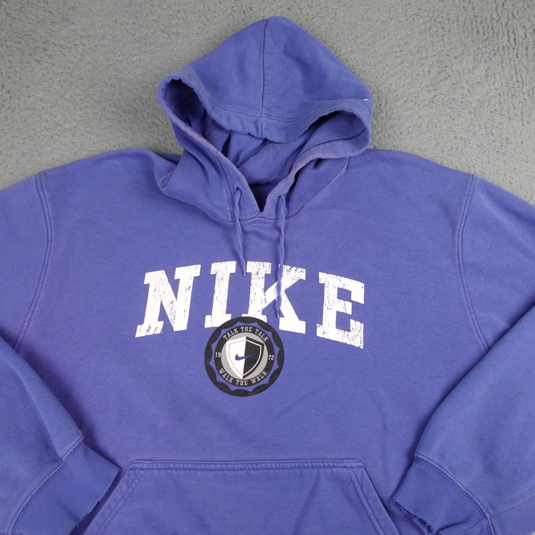 Nike VINTAGE Nike Hoodie Mens XL Blue Center Swoosh Crest 90s Y2K Spellout Graphic Print Size US XL / EU 56 / 4 - 2 Thumbnail