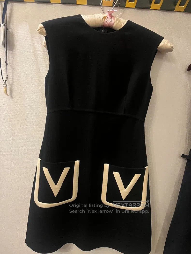 Valentino Valentino Black dress Size S / US 4 / IT 40 - 3 Thumbnail