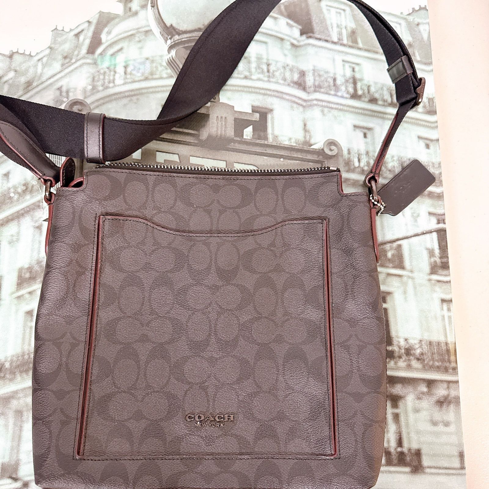 Coach Coach 89950 Beckett Pocket Crossbody In Signature Canvas Size ONE SIZE - 1 Thumbnail