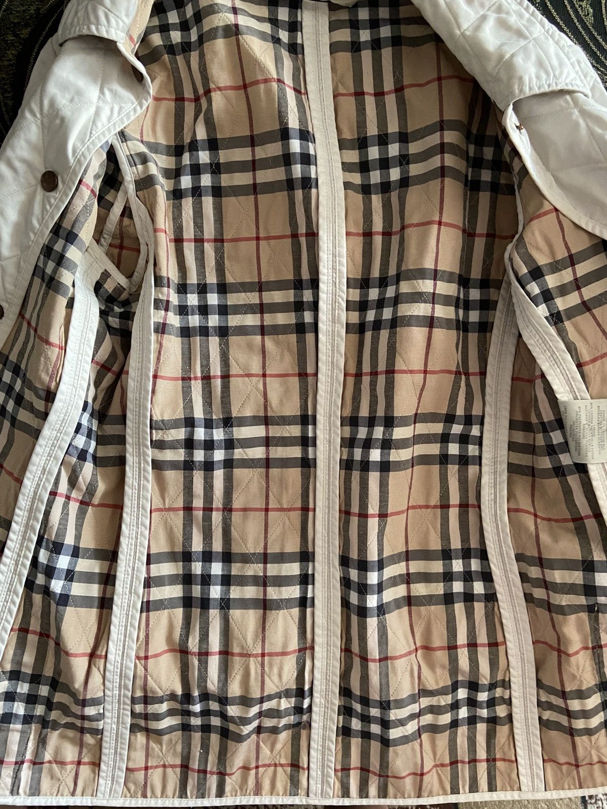 Burberry × Vintage Burberry quilted women’s jacket Size S / US 4 / IT 40 - 11 Thumbnail
