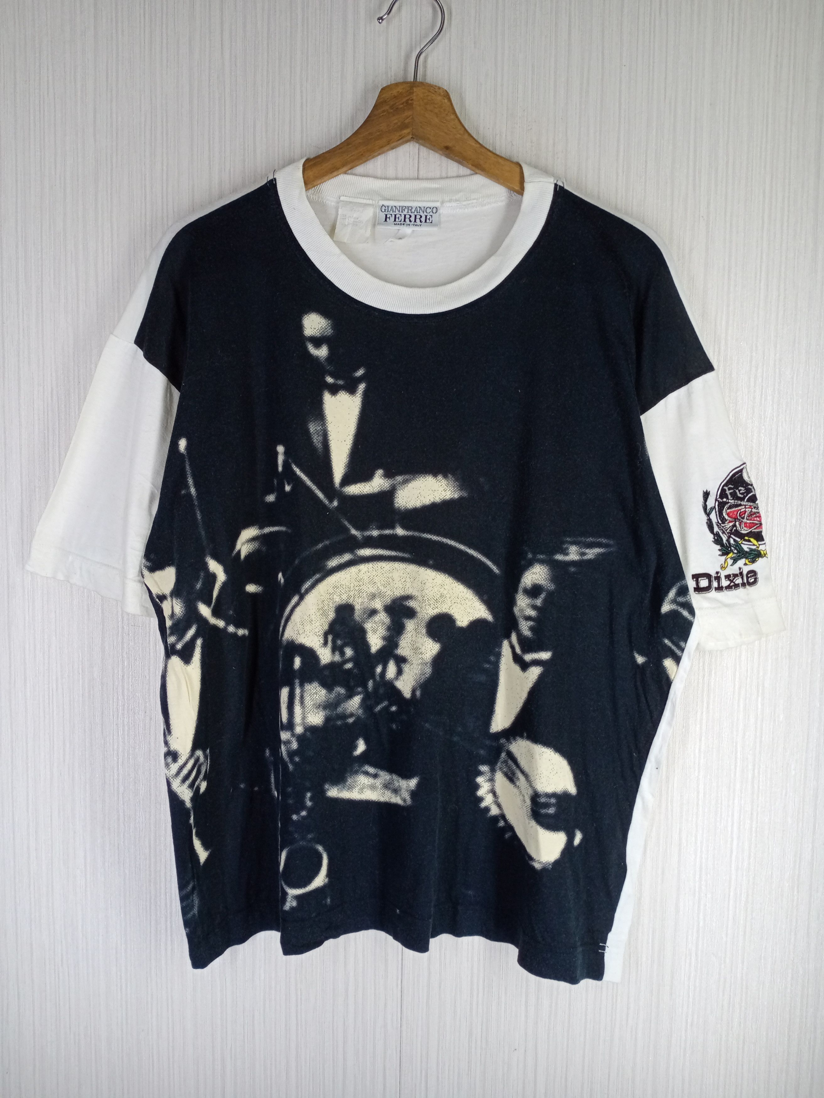 Rare Vintage Gianfranco Ferre Full print Tshirt