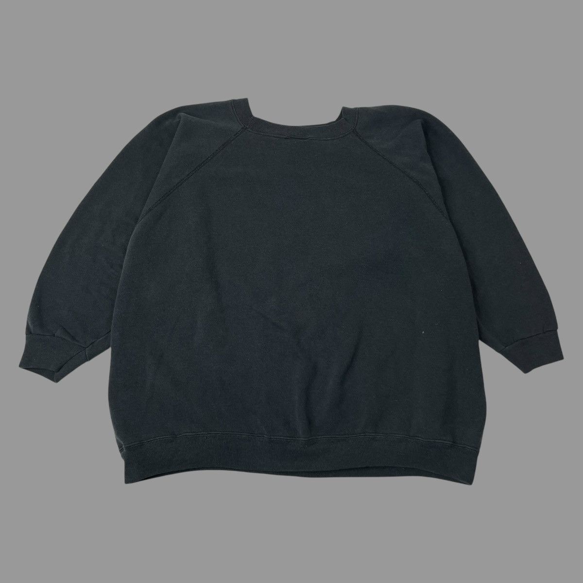 Vintage Vintage 90s faded raglan boxy sweatshirt Size US M / EU 48-50 / 2 - 2 Thumbnail
