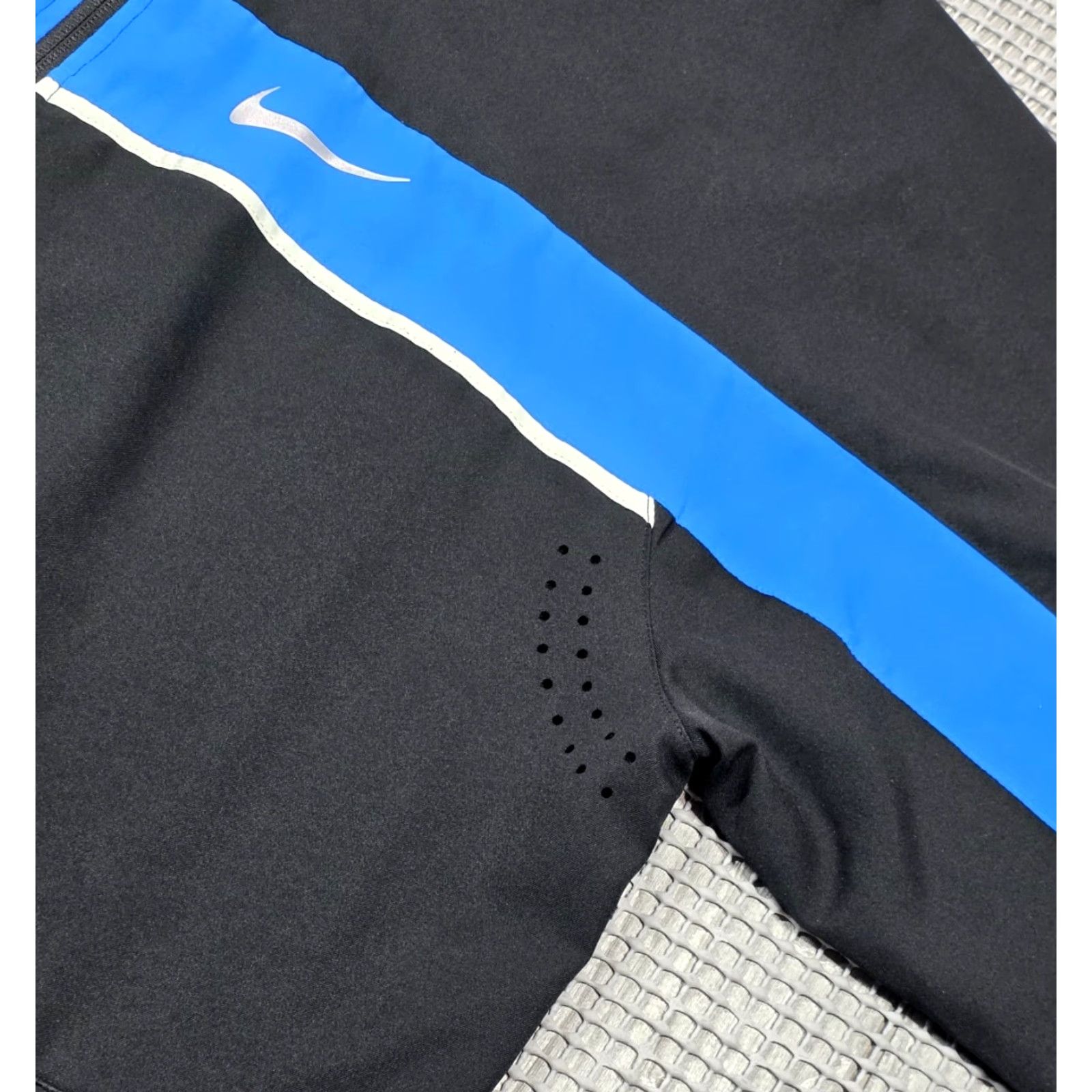 Nike VINTAGE Nike Elite Dri-Fit Full Zip Jacket Men XL Blue Black Swoosh Spell Out Logo Size US XL / EU 56 / 4 - 7 Thumbnail