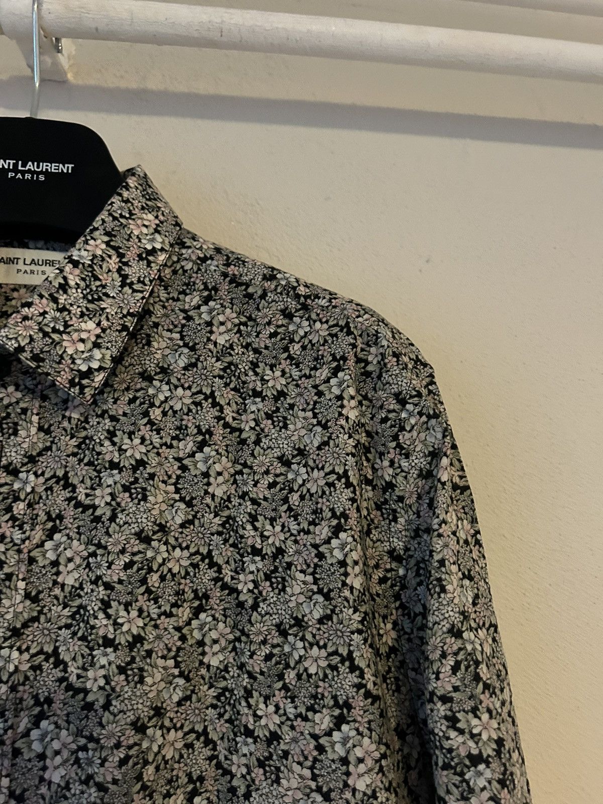 Saint Laurent Paris Floral Print Shirt Size US L / EU 52-54 / 3 - 5 Thumbnail