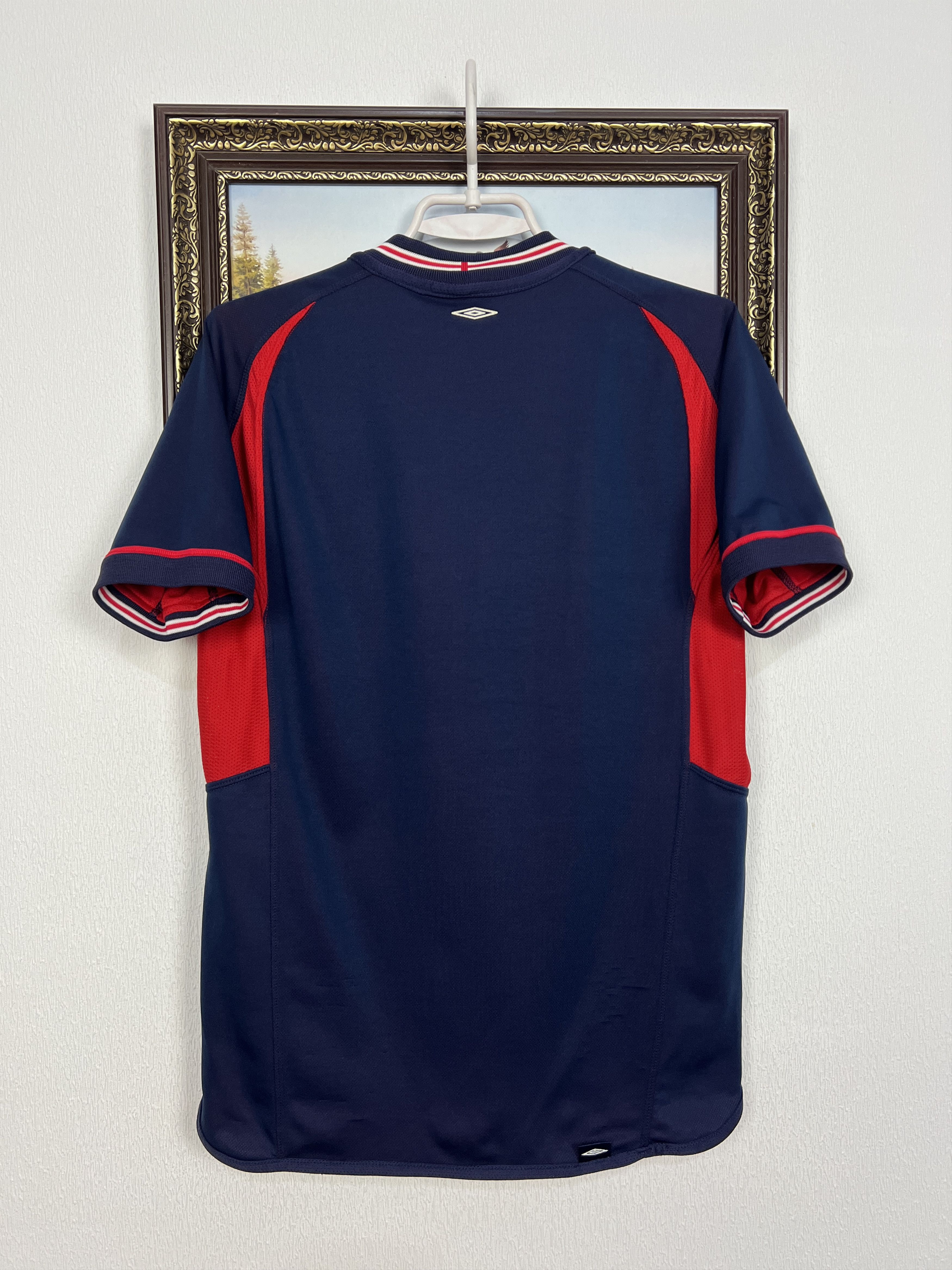 Umbro England Away football shirt Soccer Reversible Jersey Trikot Size US S / EU 44-46 / 1 - 10 Thumbnail