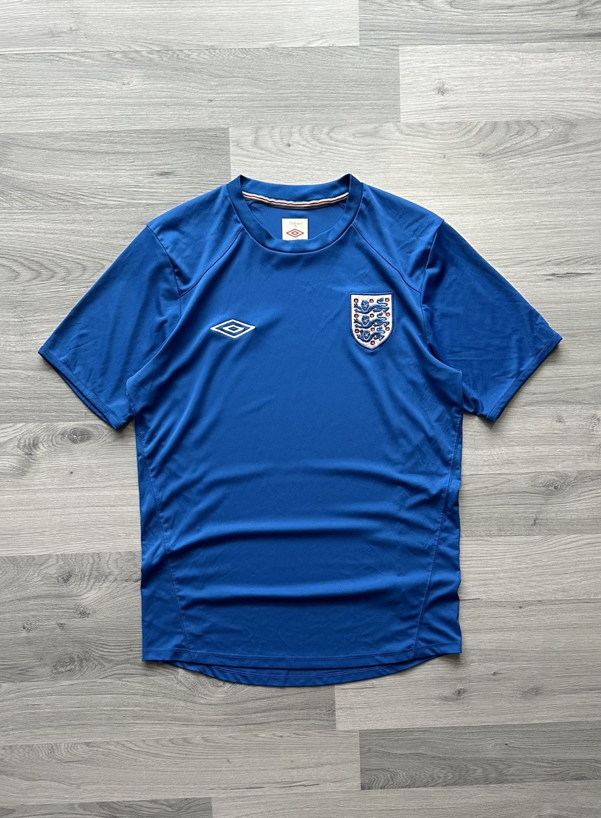 Umbro Vintage blue jersey Umbro England Size US M / EU 48-50 / 2 - 1 Thumbnail