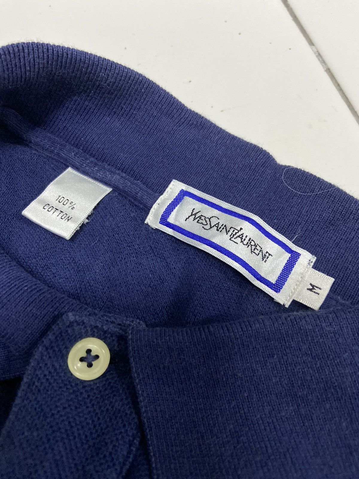 Yves Saint Laurent VINTAGE YVES SAINT LAURENT SMALL LOGO POLOS SHIRT Size US M / EU 48-50 / 2 - 7 Thumbnail
