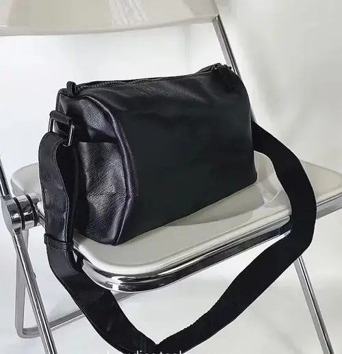 Japanese Brand Fashion faux leather crossbody messenger bag Size ONE SIZE - 2 Thumbnail