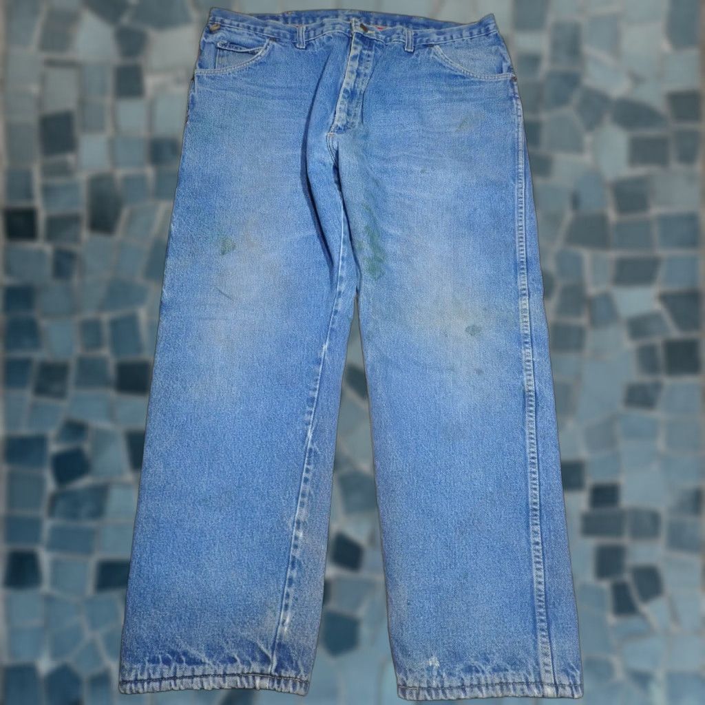 Wrangler Vintage Wrangler Men’s High Rise Insulated 40x27 Distressed Blue Denim Jeans with Pockets Western 90s Mens Size US 42 / EU 58 - 1 Thumbnail