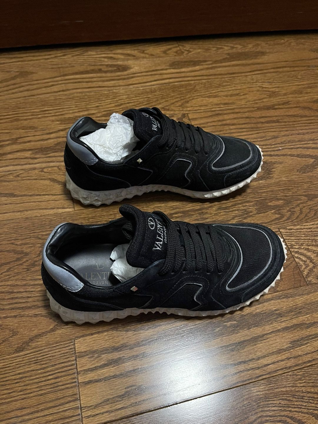 Valentino Black Valentino Garavani Soul AM Sneakers EU 38 Size US 5.5 / EU 38 - 3 Thumbnail