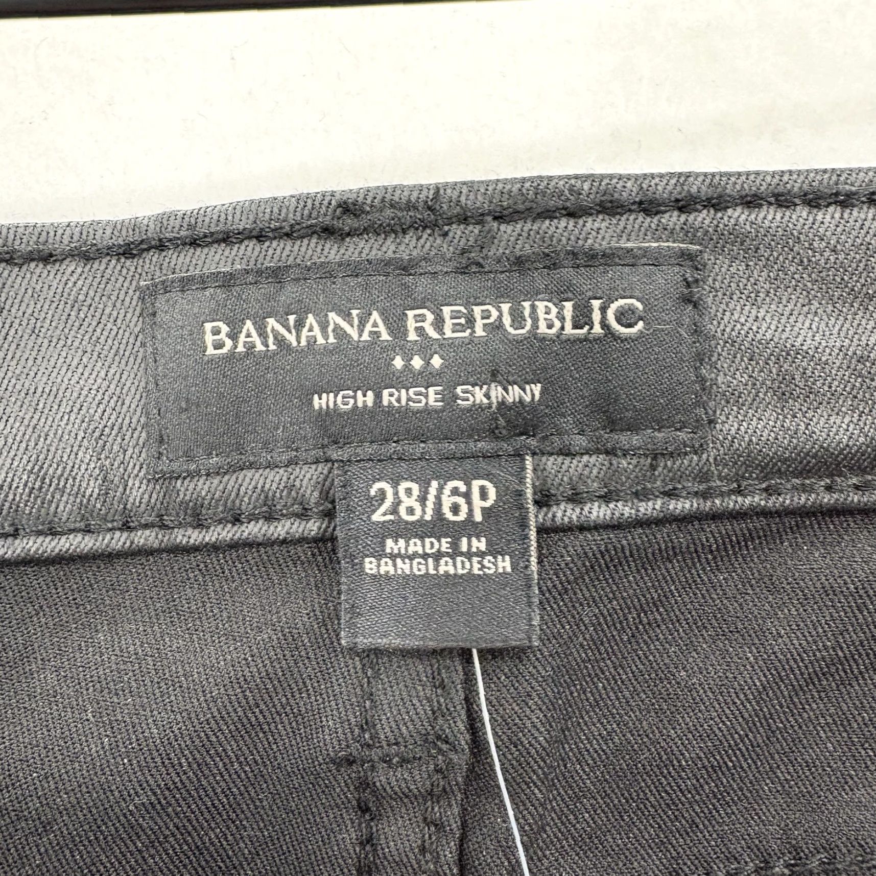Banana Republic Banana Republic High Rise Skinny Jeans Womens 6P Petite Black NWT Stretch Coated Denim 5-Pocket Rise Slim Inseam 26in XS? Size 28" / US 6 / IT 42 - 6 Thumbnail