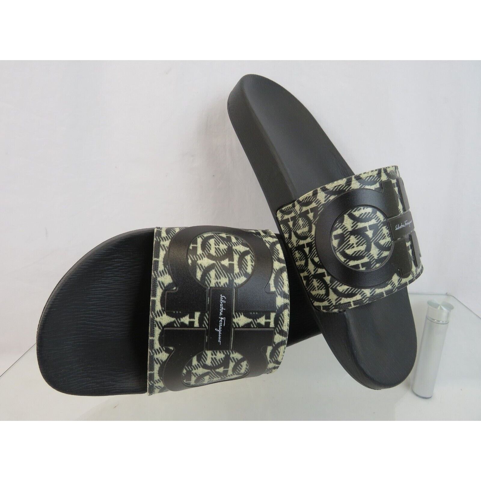 Salvatore Ferragamo FERRAGAMO GROOVE 6 BEIGE BLACK GANCINI LOGO SANDALS 10 Size US 10 / EU 43 - 9 Thumbnail