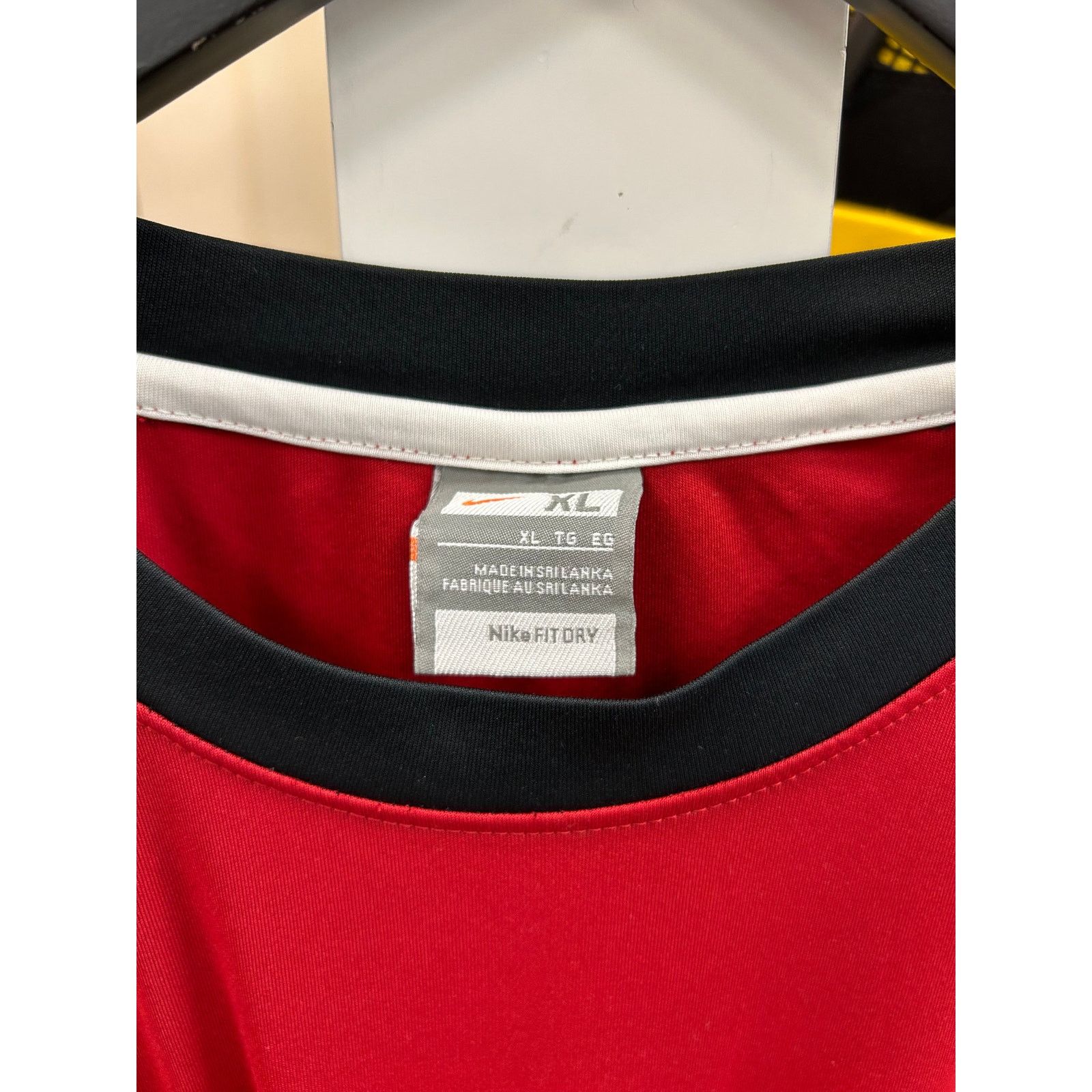 Nike Nike lightweight pullover raglan running work out windshirt Size US XL / EU 56 / 4 - 3 Thumbnail