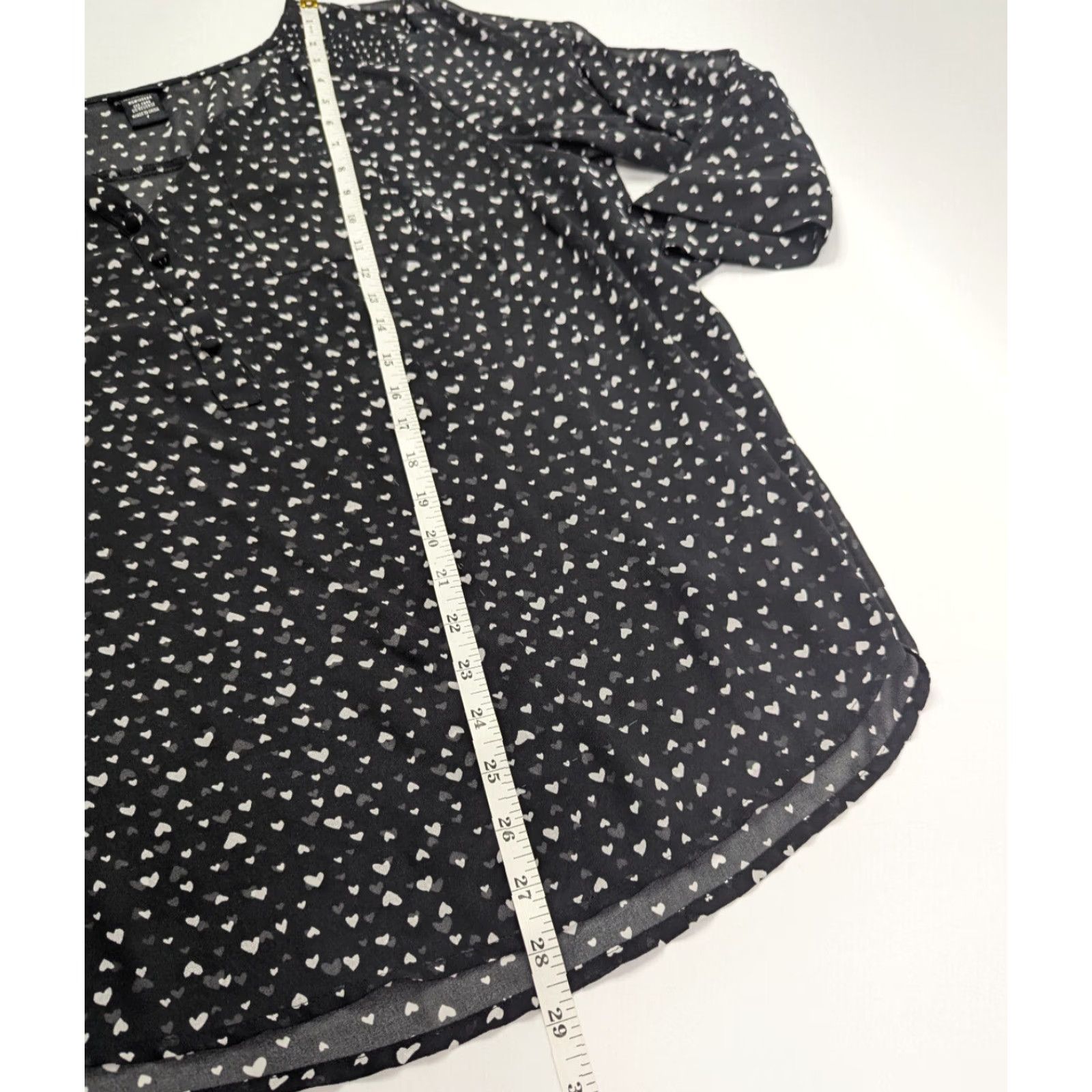 Torrid Torrid Blouse Shirt 1X Women Heart Pattern Sheer Chiffon Henley Black White 3/4 Sleeve Tunic Lightweight Casual Workwear Mens? Size XL / US 12-14 / IT 48-50 - 5 Thumbnail