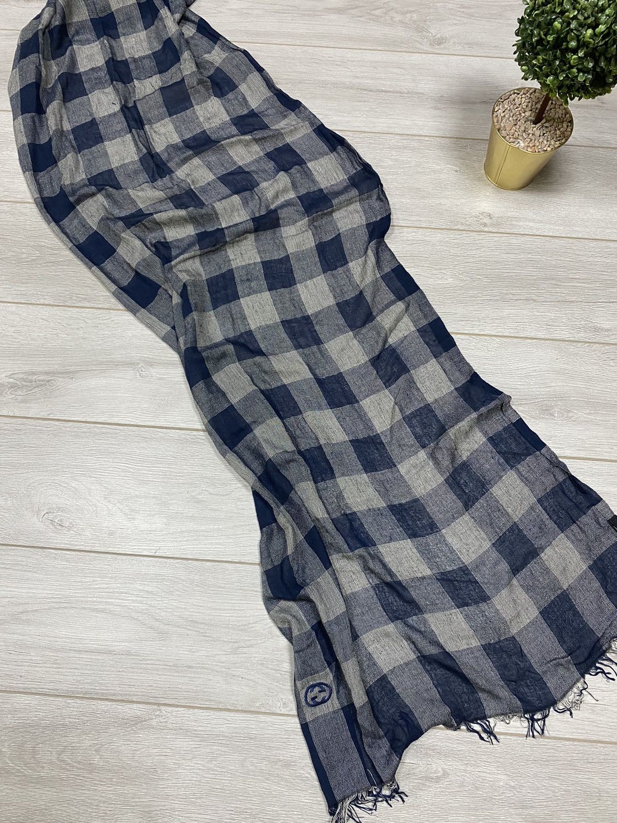 Vintage Gucci GG vintage plaid silk wool scarf Size ONE SIZE - 3 Thumbnail