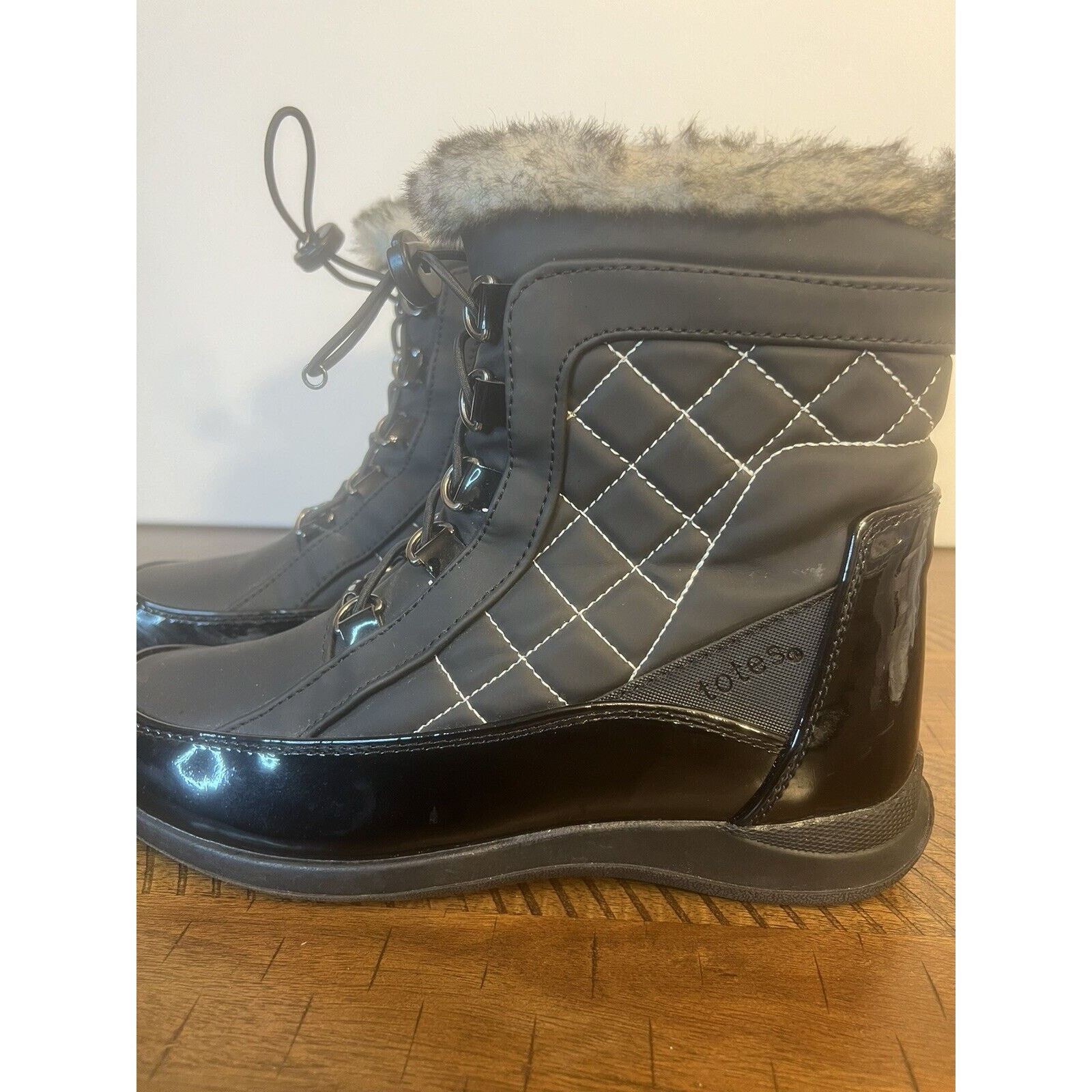Other Totes Lisa Snow Boots Black Women's 7M Faux Fur Booties Size US 7 / IT 37 - 2 Thumbnail