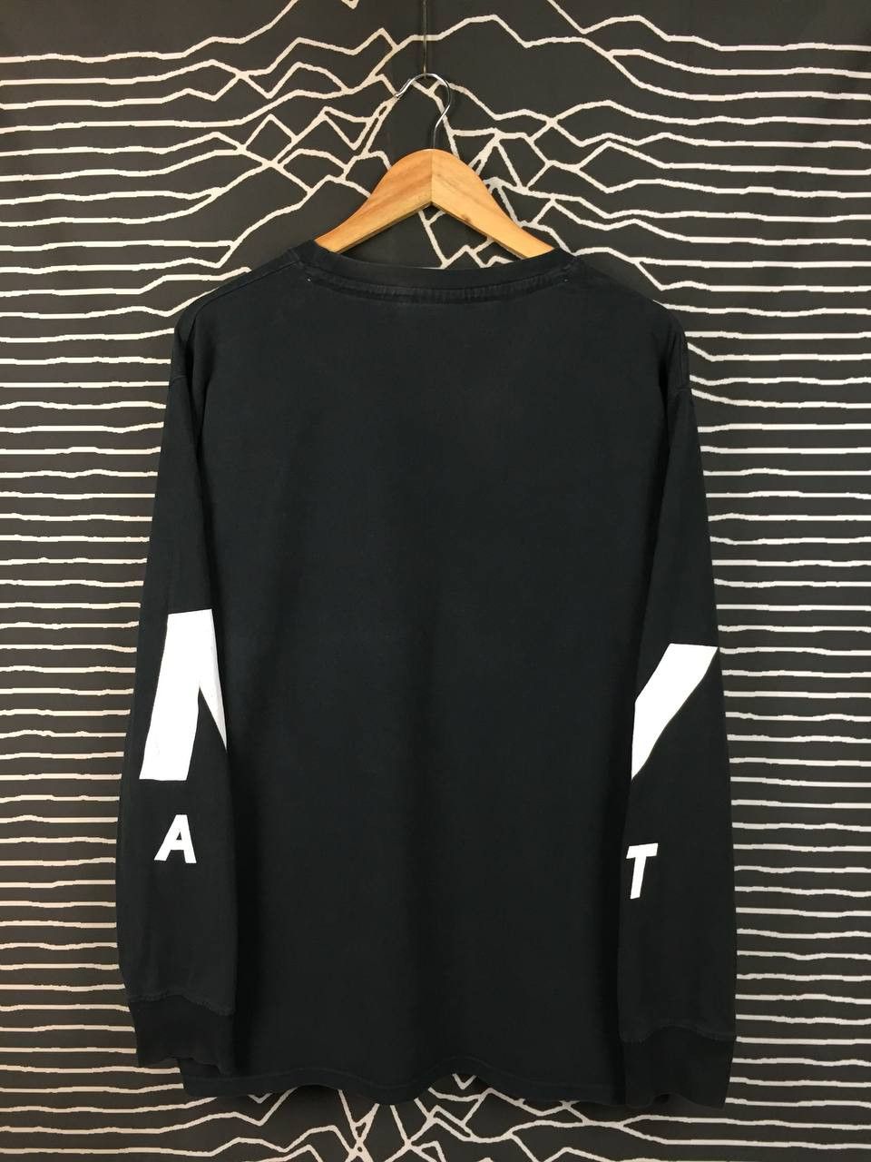 Vision Streetwear Vtg Vision Street Wear OG Logo Crewneck Long Sleeve Tee Size US XL / EU 56 / 4 - 7 Thumbnail