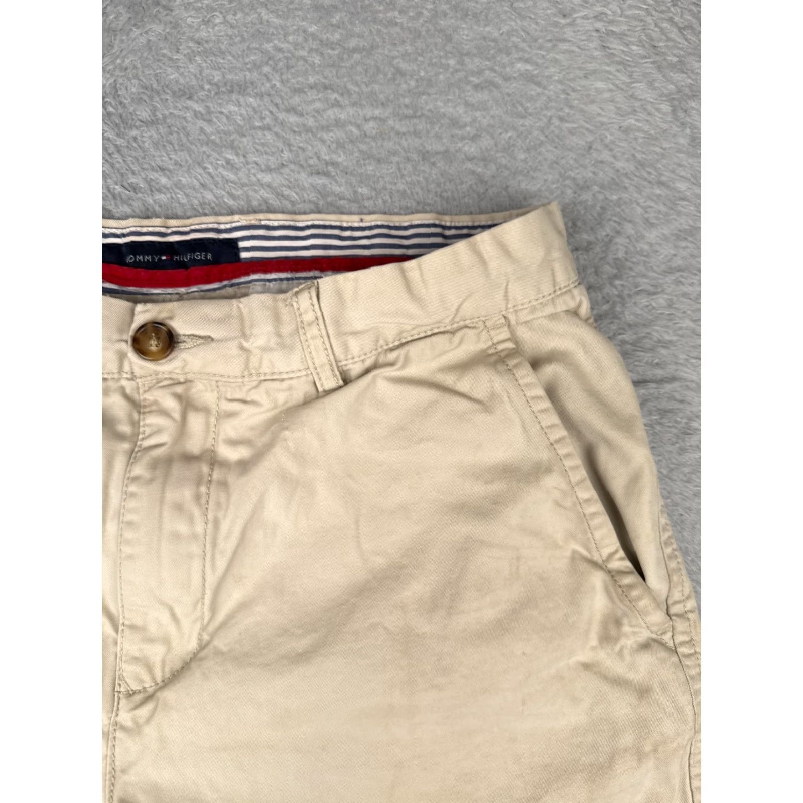 Tommy Hilfiger Tommy Hilfiger Shorts Mens 32 Beige Chino 100% Cotton Twill Golf Zip Fly 34x10 Size US 32 / EU 48 - 5 Thumbnail