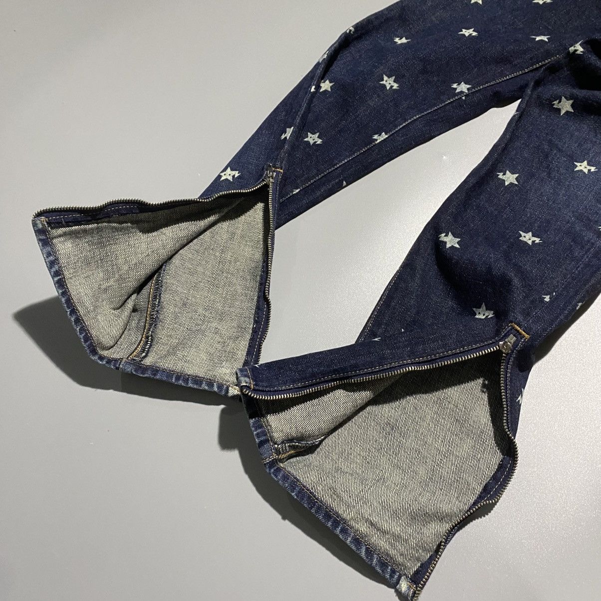 Bape A BATHING APE Apestar All-Over Print Denim - Pants Size 28" / US 6 / IT 42 - 6 Thumbnail