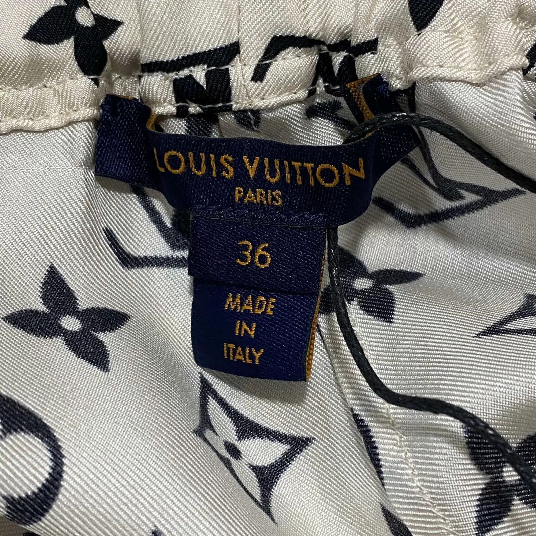 Louis Vuitton LV 95 New silk pants 36 Size 26" / US 2 / IT 38 - 4 Thumbnail