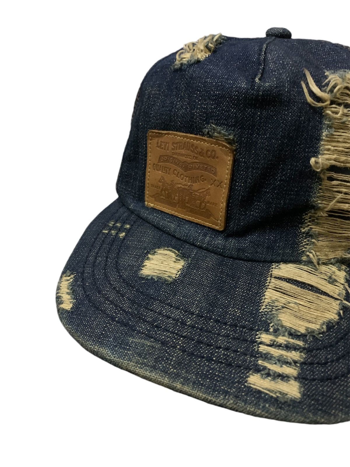 Levi's 💥Levi’s Ripped Denim Cap Size ONE SIZE - 2 Thumbnail