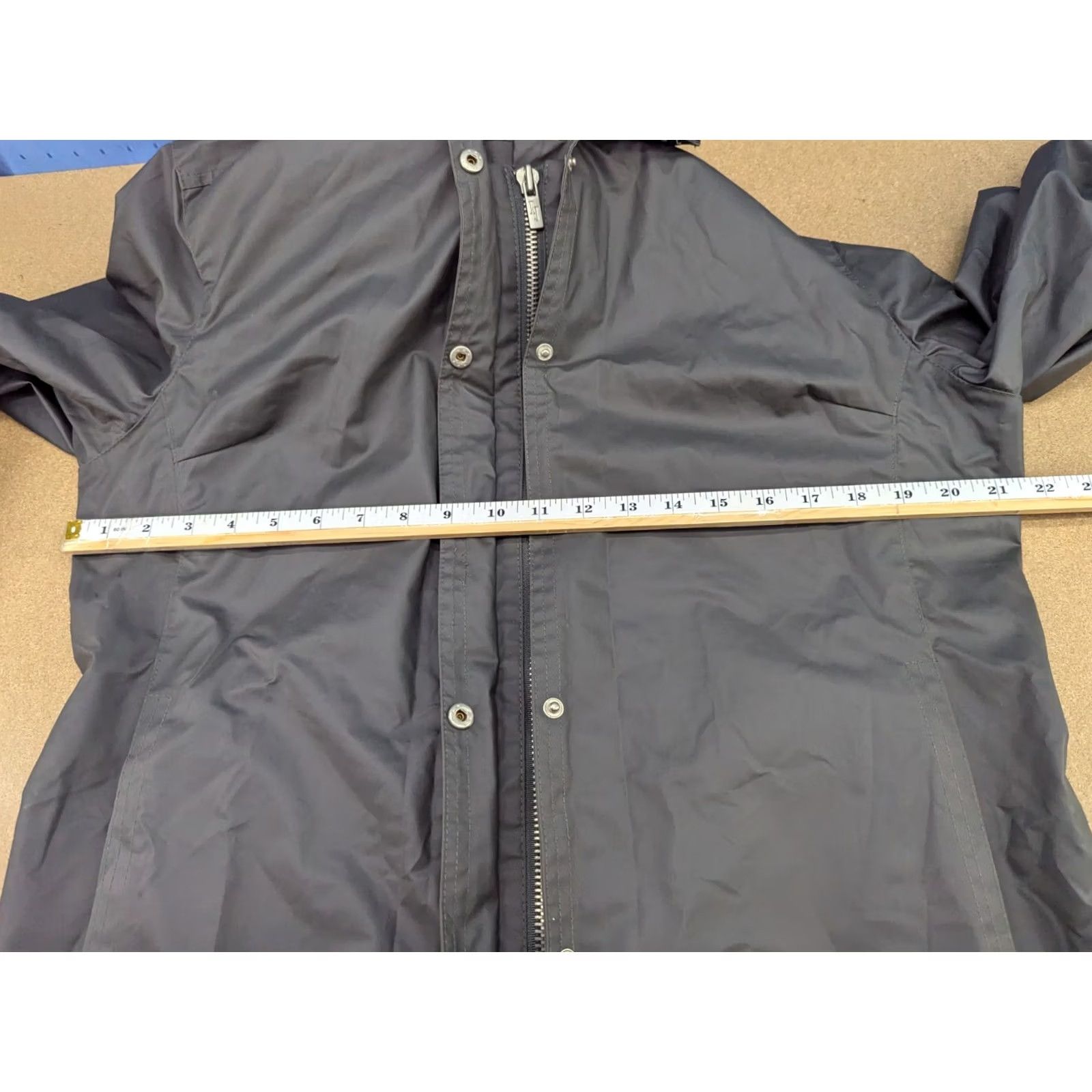Ilse Jacobsen Ilse Jacobsen Hornbaek Raincoat Jacket Coat Size M Black Rubbercoated Womens Size M / US 6-8 / IT 42-44 - 3 Thumbnail