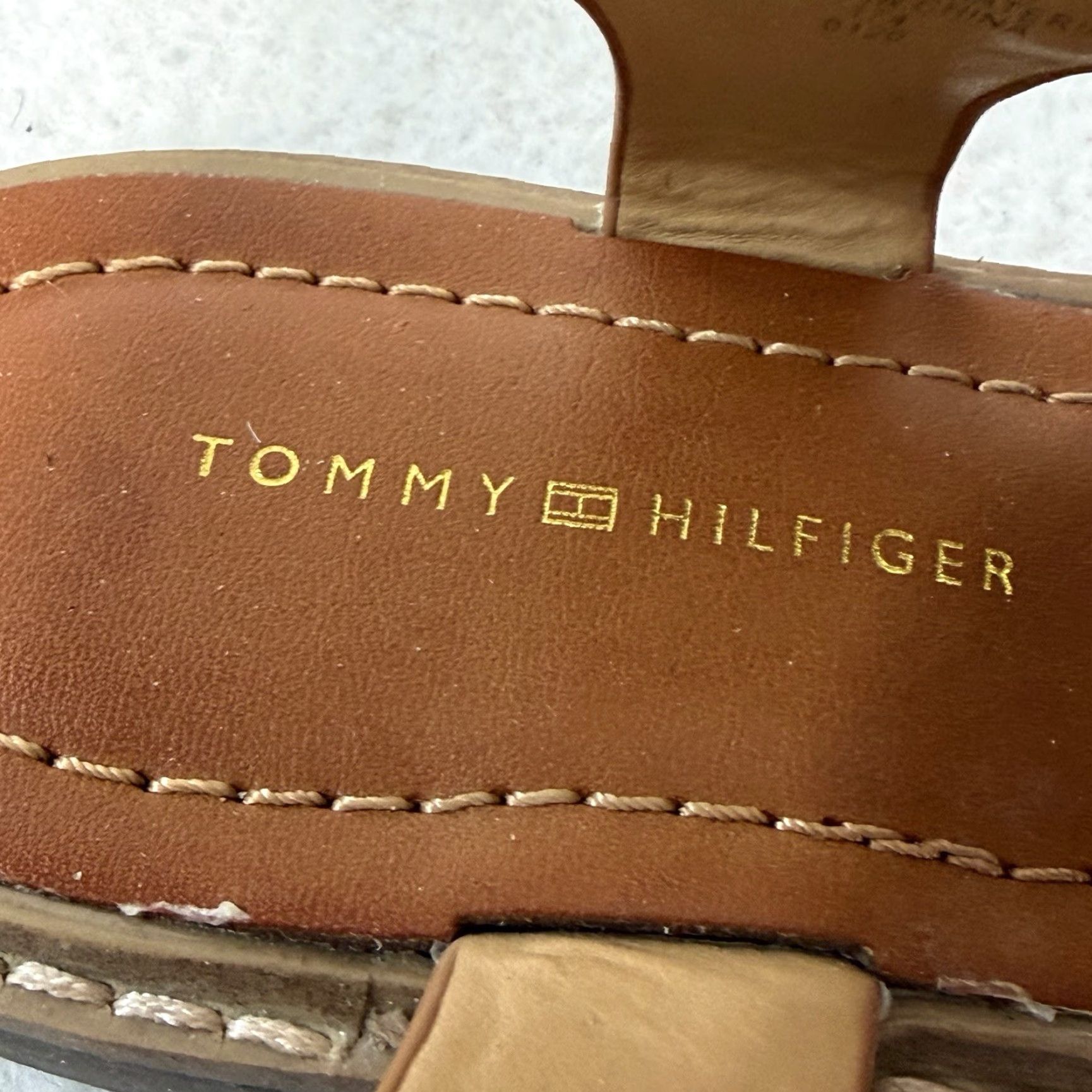 Tommy Hilfiger Tommy Hilfiger Sandals Brown TH Logo Leather Straps Women Size 7.5M Shoes Slip-On Size US 8 / IT 38 - 4 Thumbnail