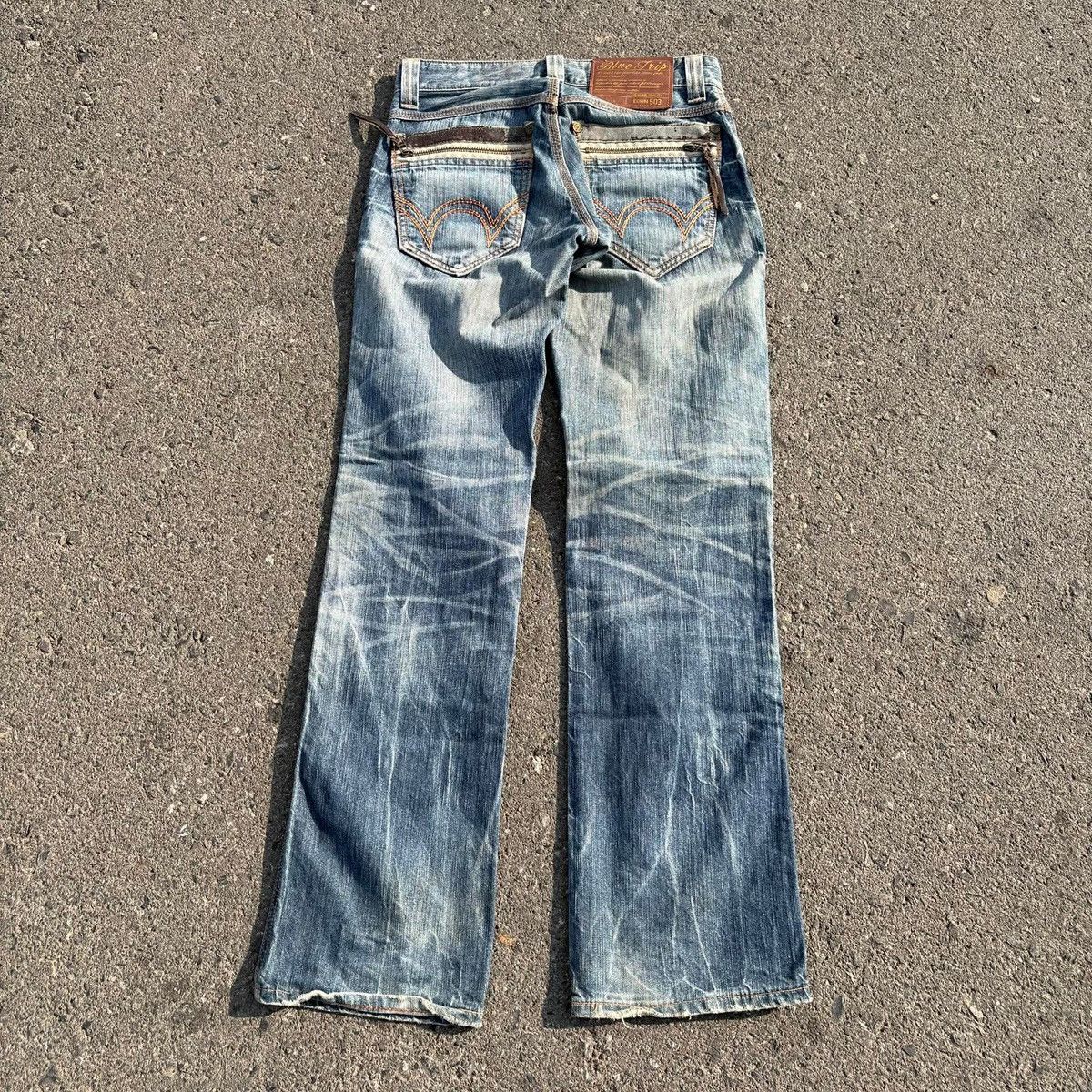 Edwin EDWIN 503 Blue Trip Distressed Denim Jeans Bootcut Vintage Size US 30 / EU 46 - 5 Thumbnail