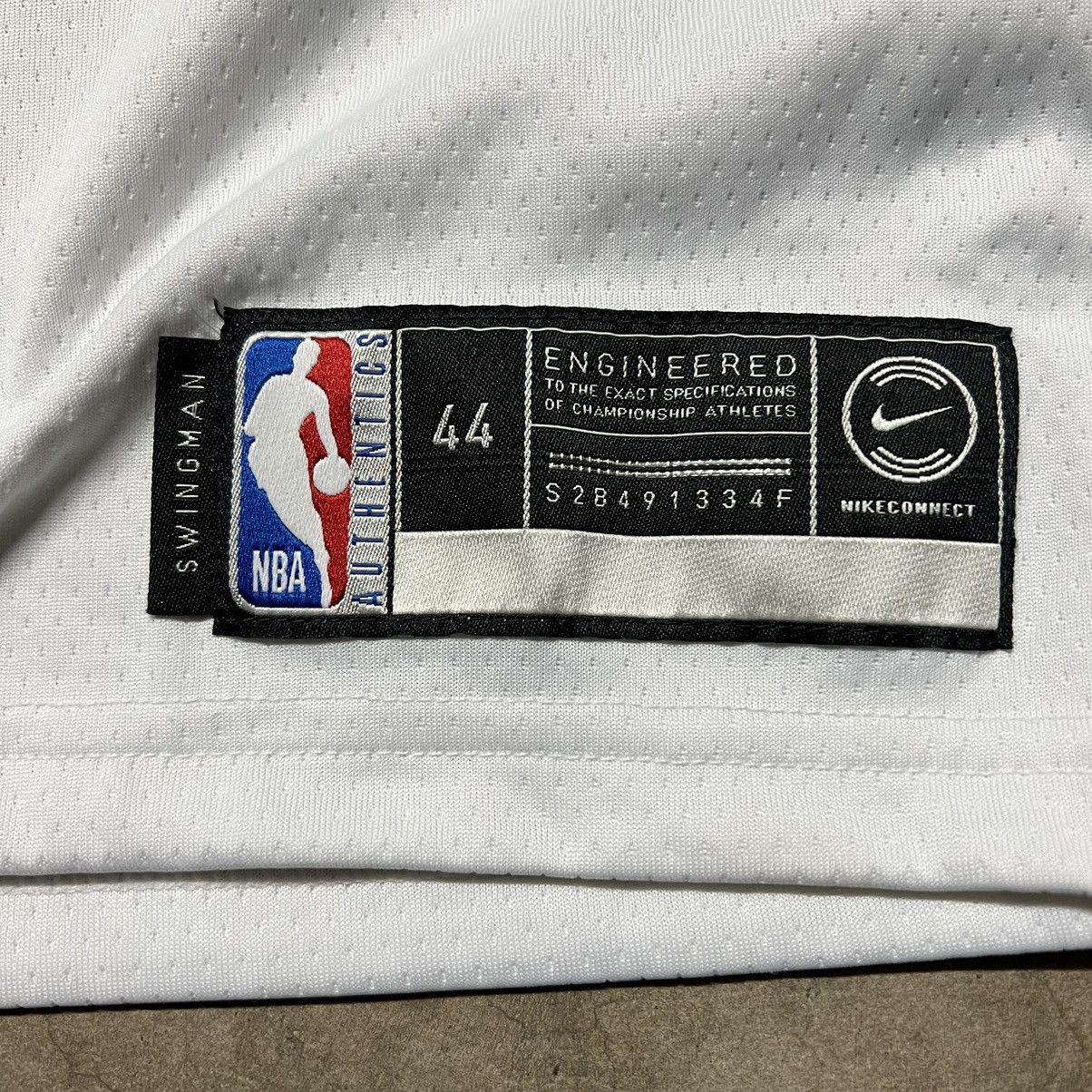 NBA × Nike NBA Los Angeles Lakers LeBron James #23 Nike Swingman Jersey Size US M / EU 48-50 / 2 - 9 Thumbnail