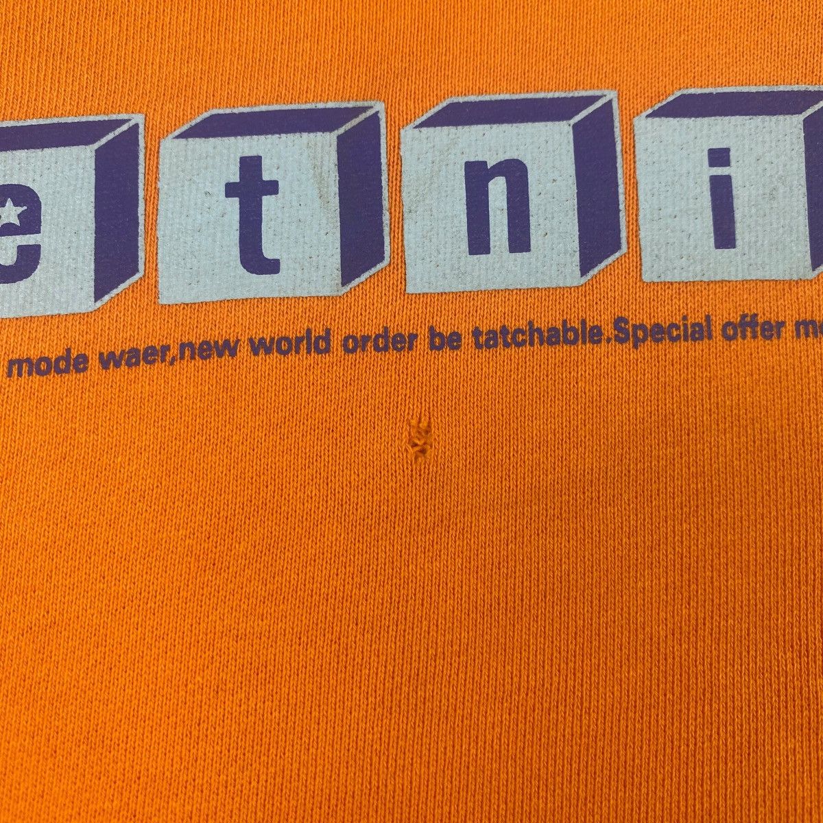 Vintage Vintage Etnies Printed Crewneck Sweatshirt Orange Size L Size US L / EU 52-54 / 3 - 6 Thumbnail